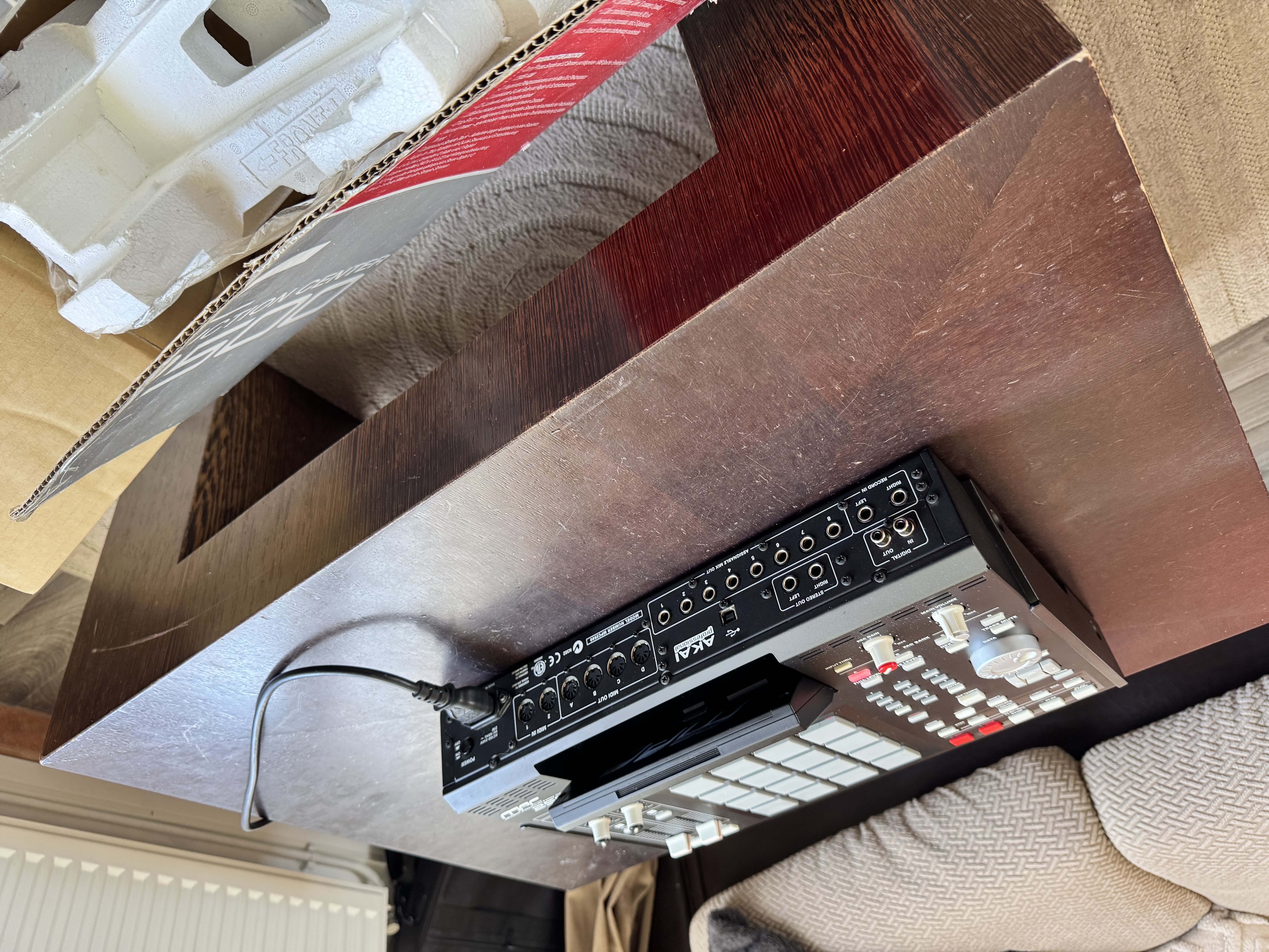MPC2500 - Akai Professional MPC2500 - Audiofanzine