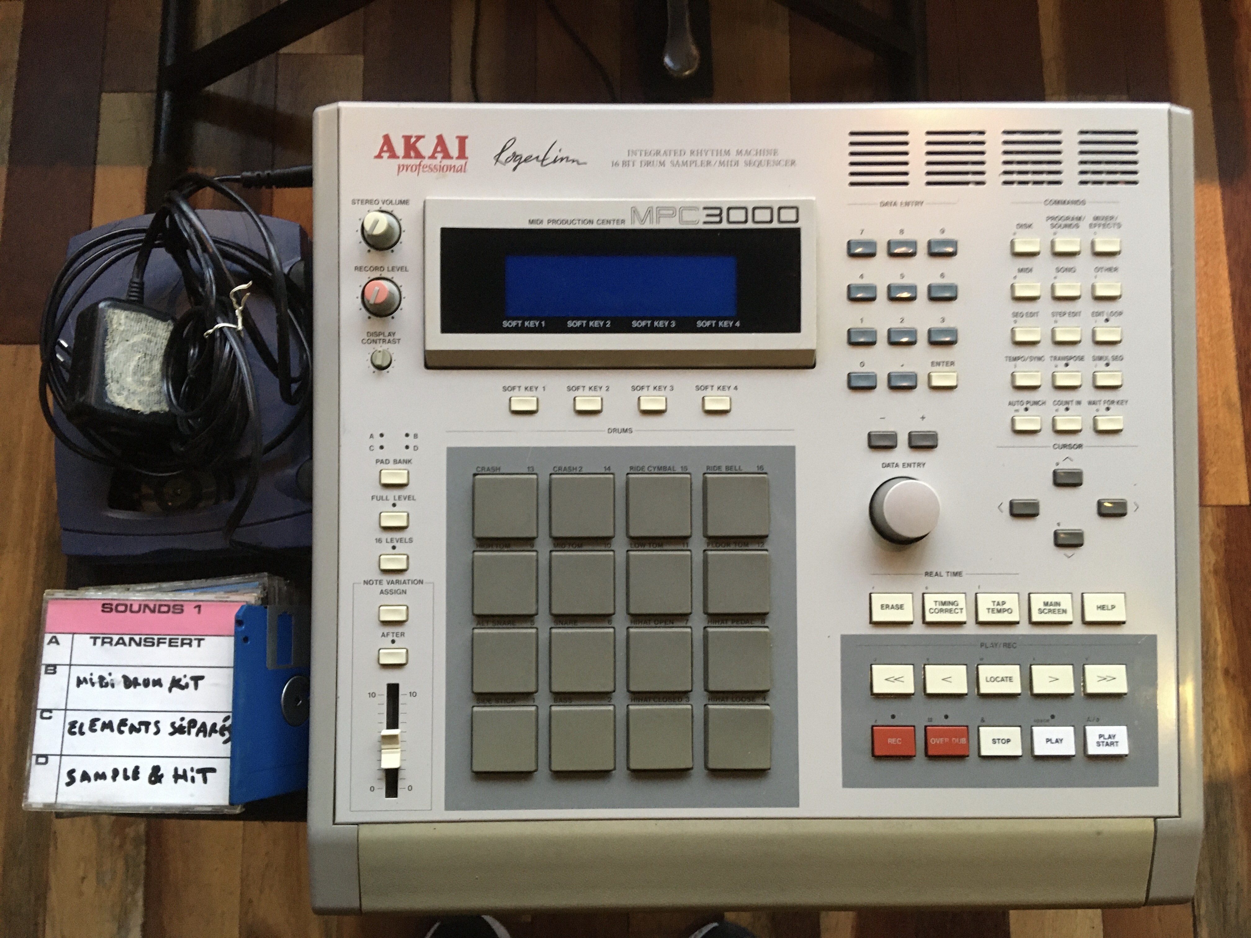 MPC3000 - Akai Professional MPC3000 - Audiofanzine