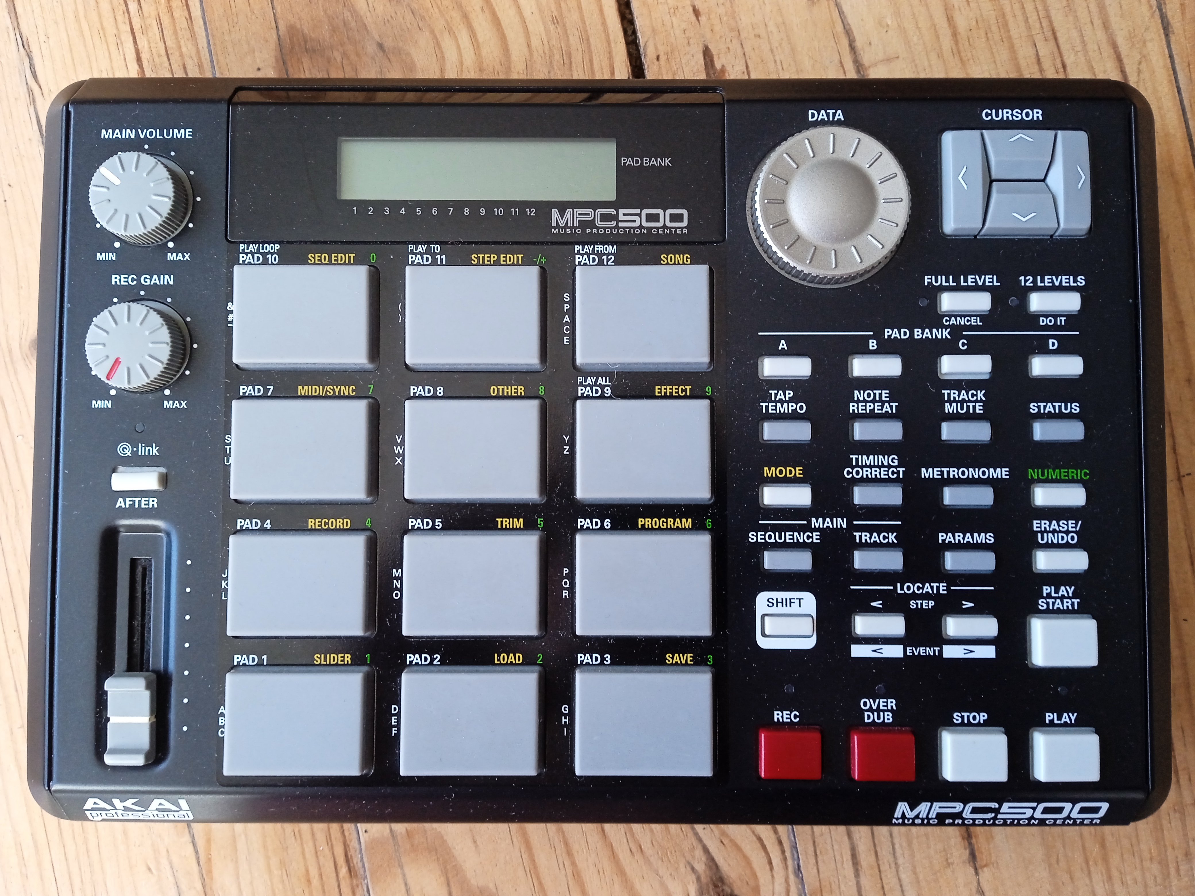 MPC500 - Akai Professional MPC500 - Audiofanzine
