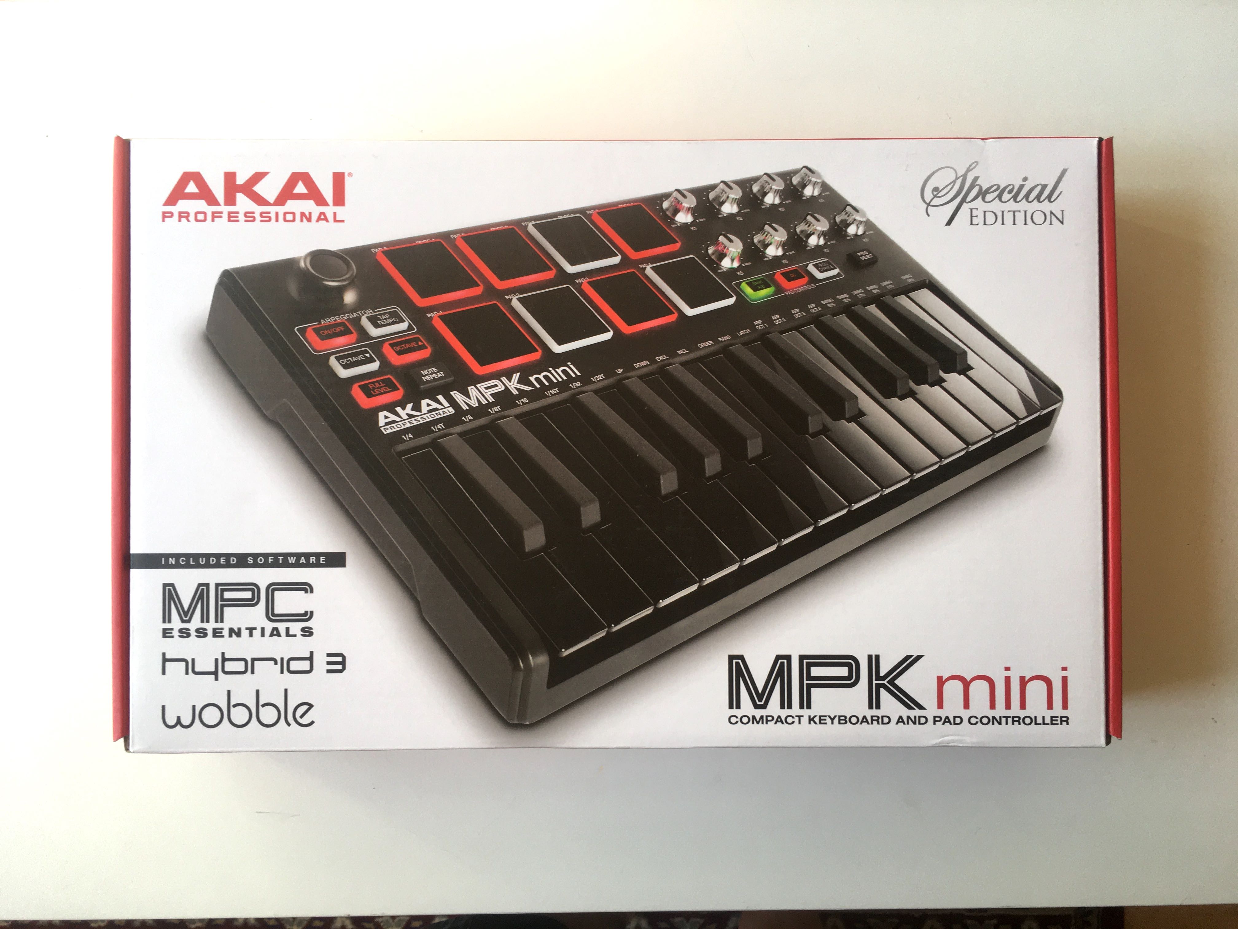 MPK Mini MKII Akai Professional MPK Mini MKII Audiofanzine
