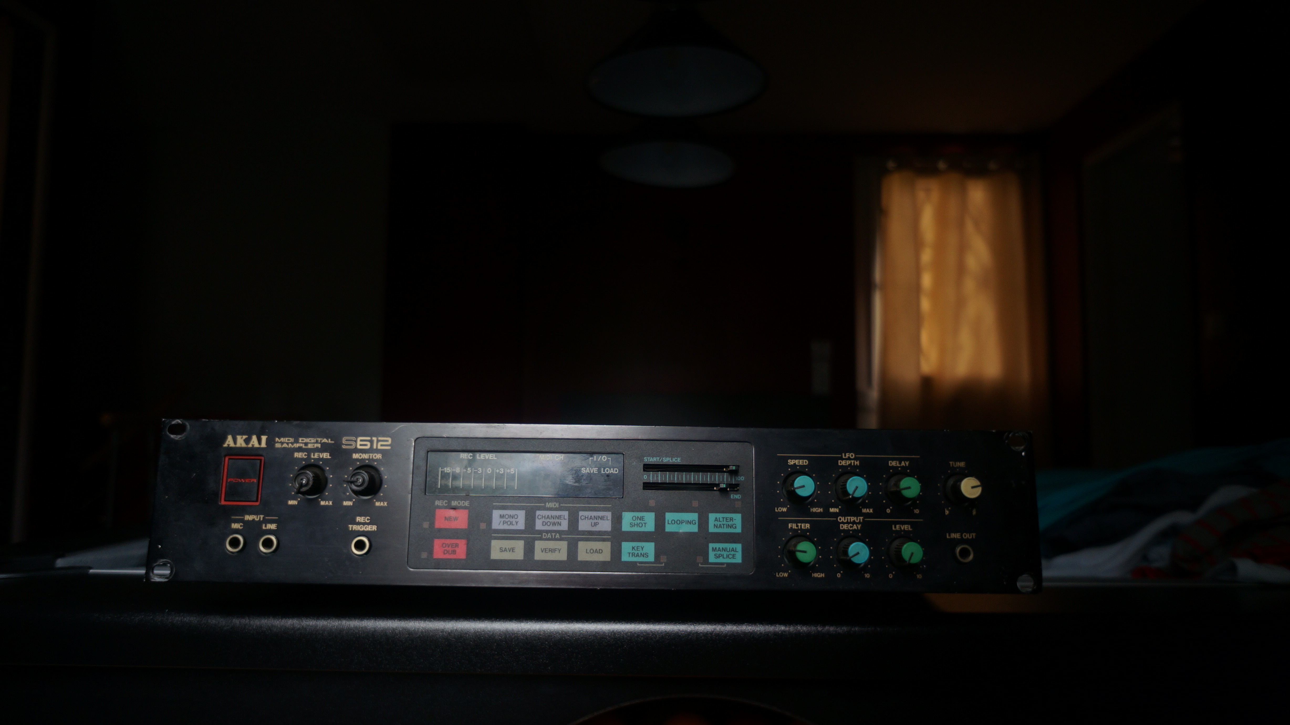 S612 - Akai Professional S612 - Audiofanzine