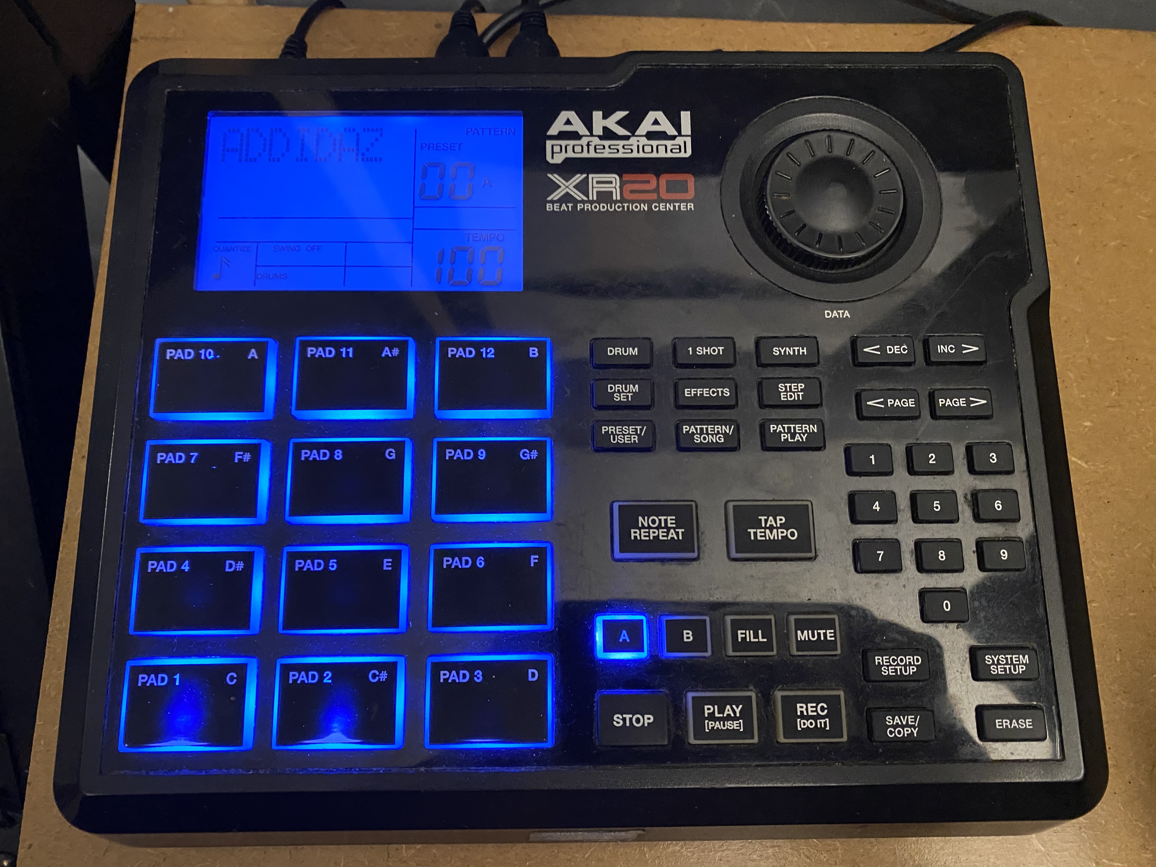 XR20 - Akai Professional XR20 - Audiofanzine