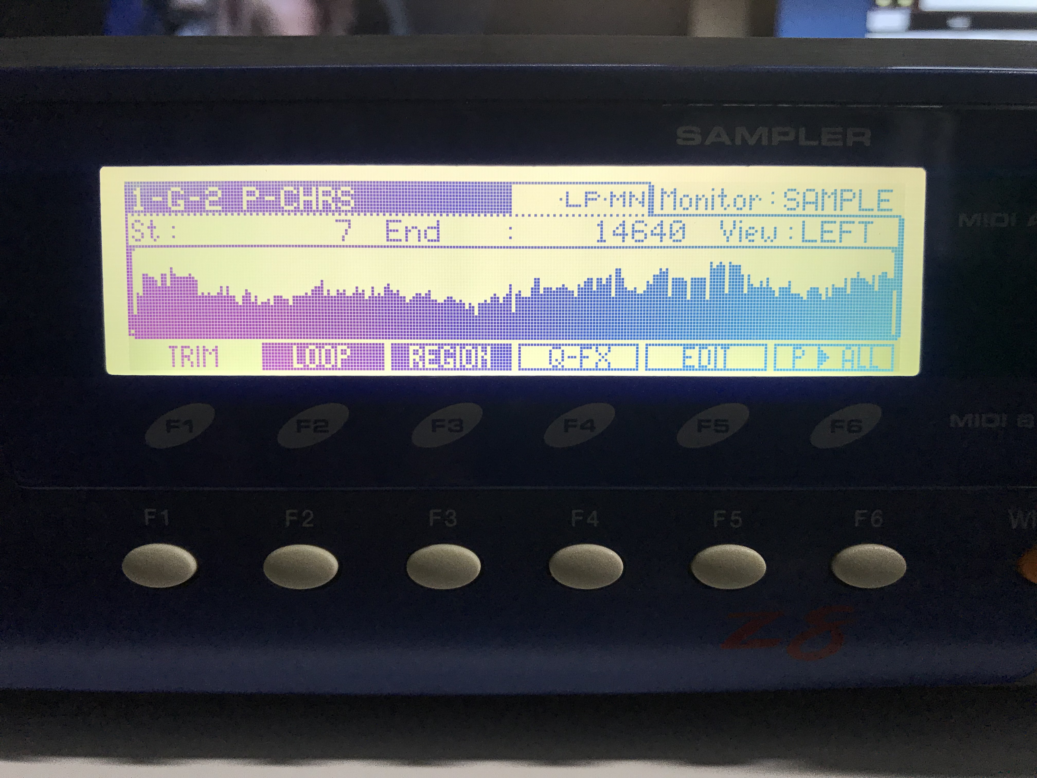 Z8 Akai Z8 Audiofanzine