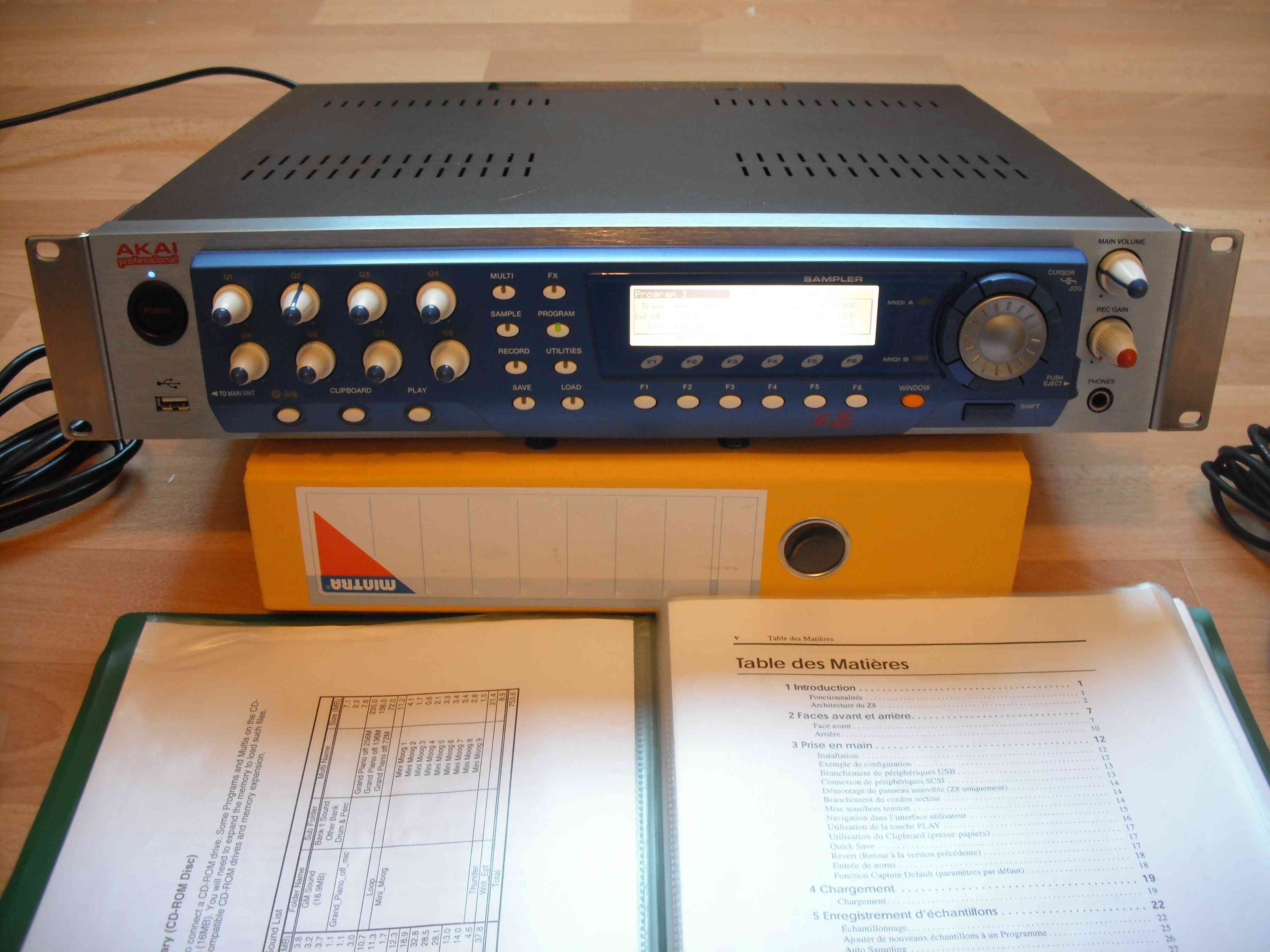 Photo Akai Z8 Akai Z8 (454588) Audiofanzine