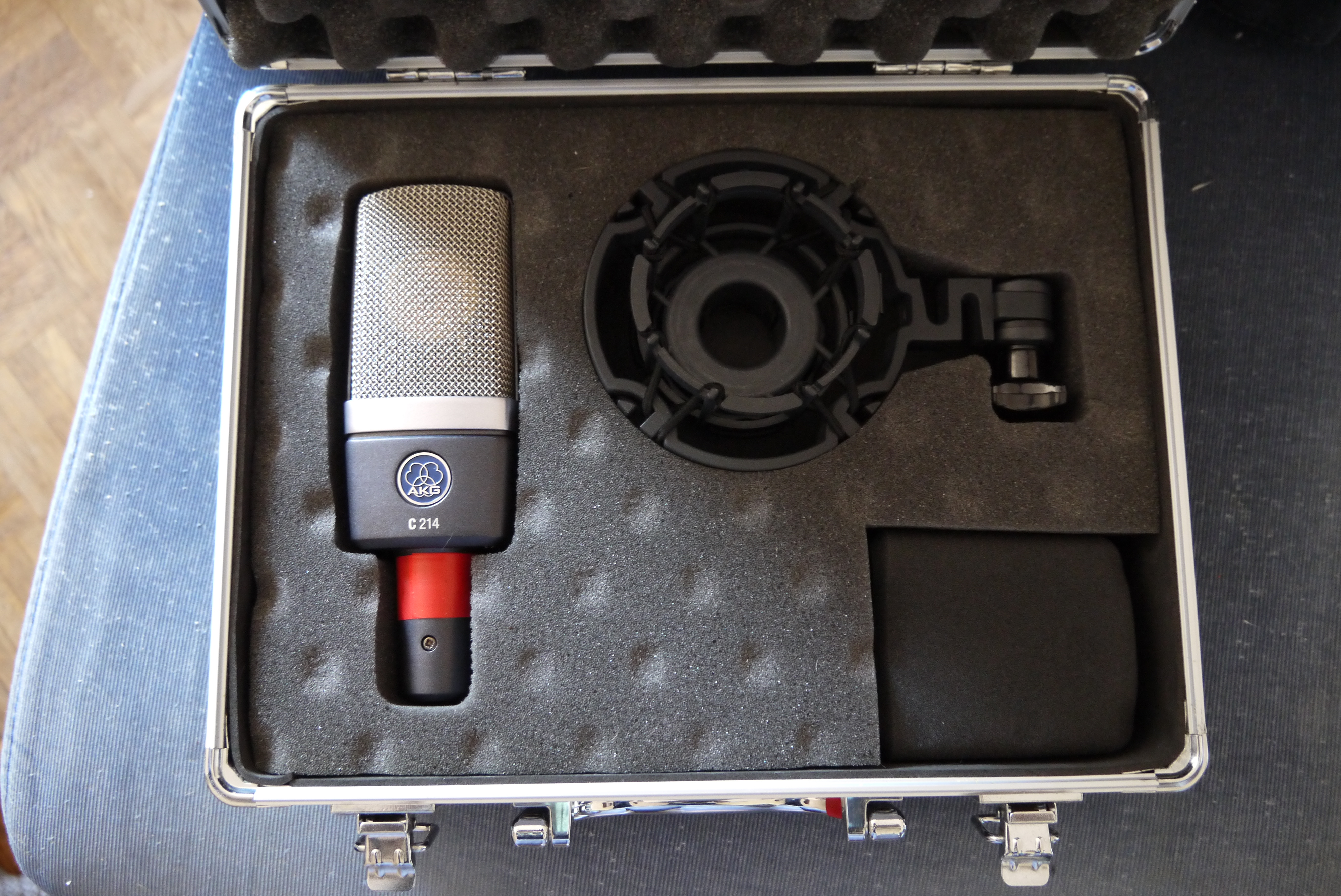AKG C 214 image (#869136) - Audiofanzine