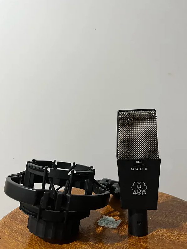 AKG C414 B ULS Condenser Microphone (Pays de la Loire) Audiofanzine
