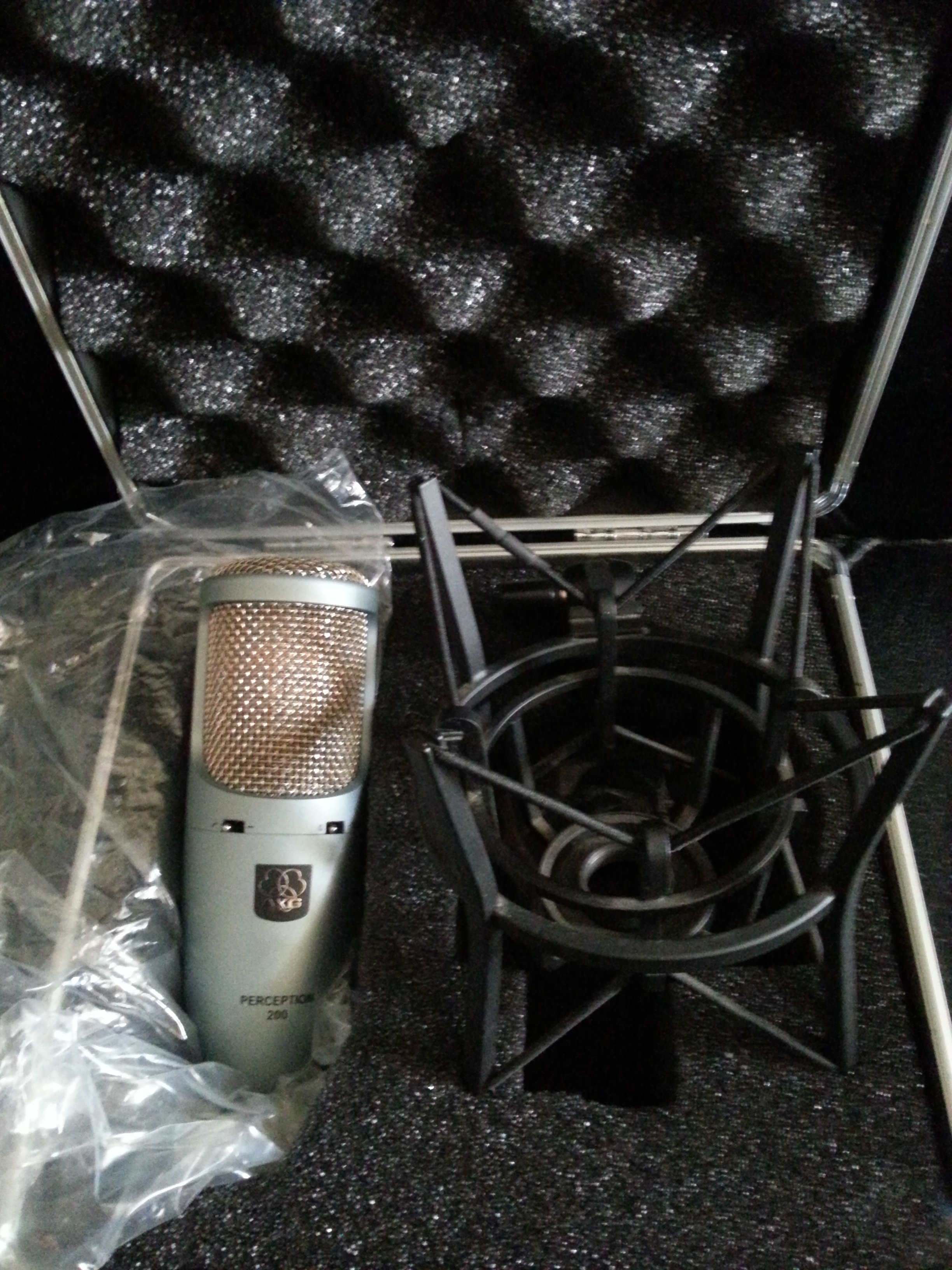 Photo AKG Perception 200 : AKG Perception 200 (28184) (#1077955 ...
