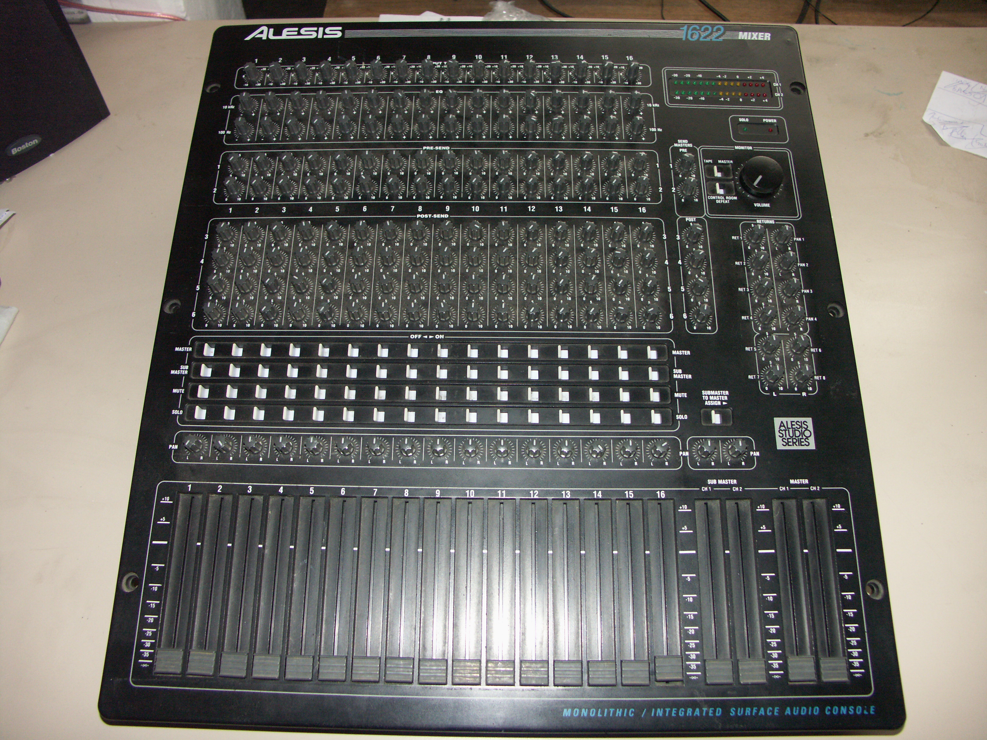 Alesis 1622 image (247088) Audiofanzine