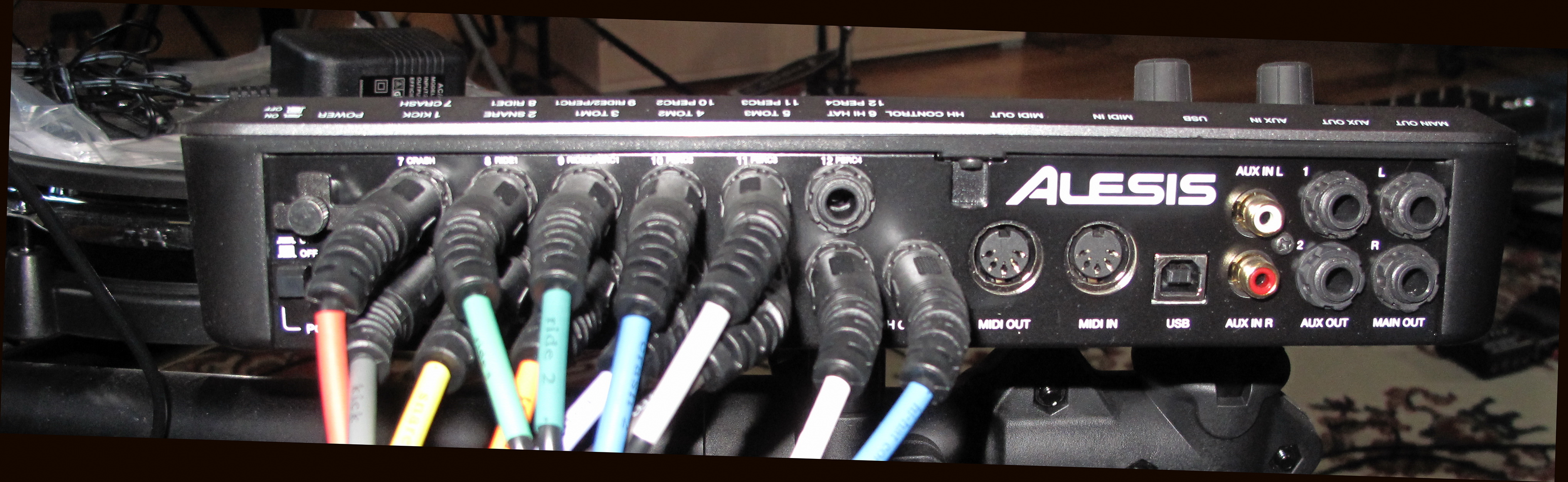 Alesis DM10 Studio Kit (2011) image (323311) Audiofanzine
