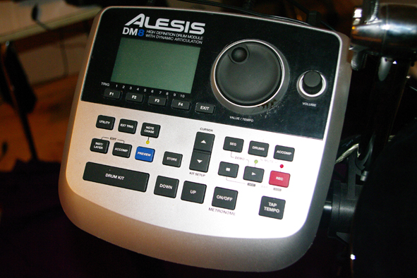 Alesis dm8 usb kit прошивка