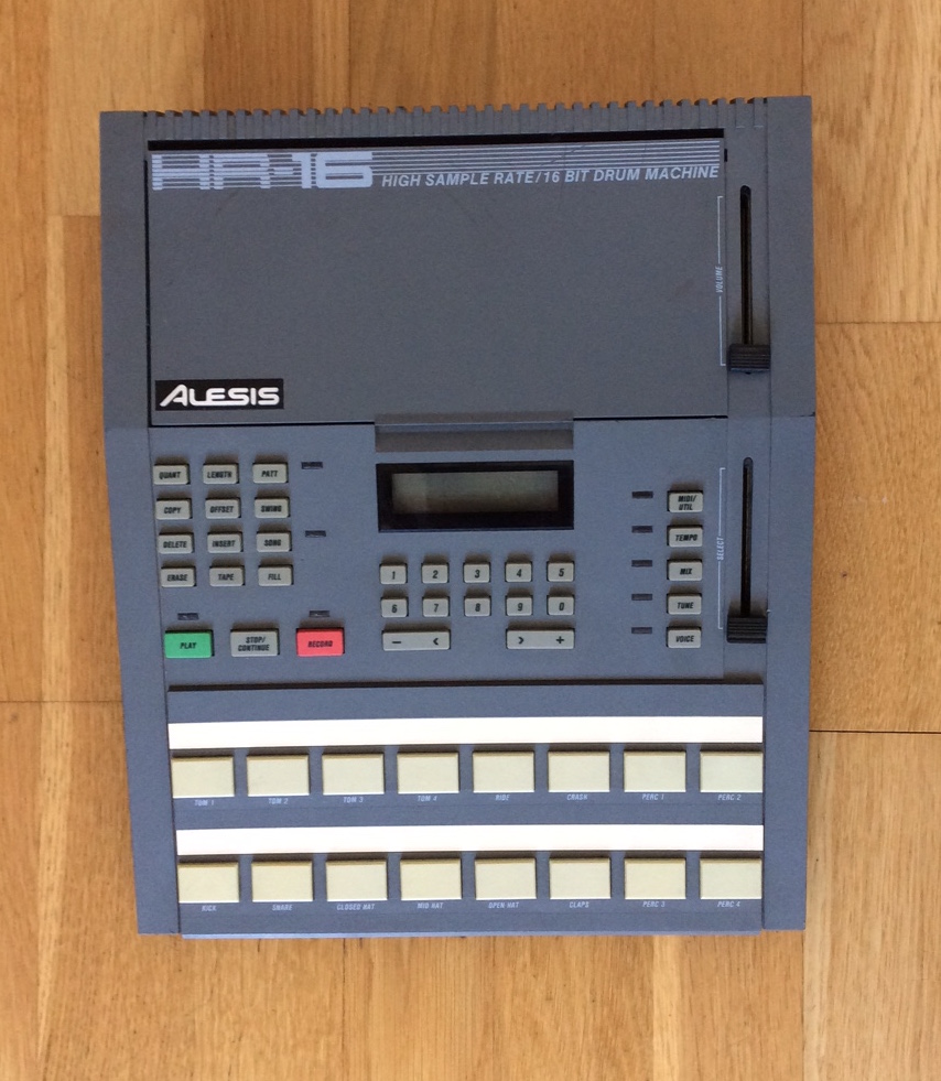 Photo Alesis HR16 Alesis HR16 (51908) (1416770) Audiofanzine