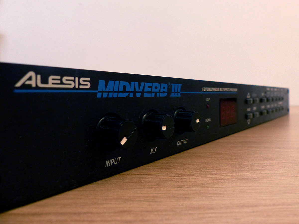 MICROVERB 3 Alesis MicroVerb 3 Audiofanzine