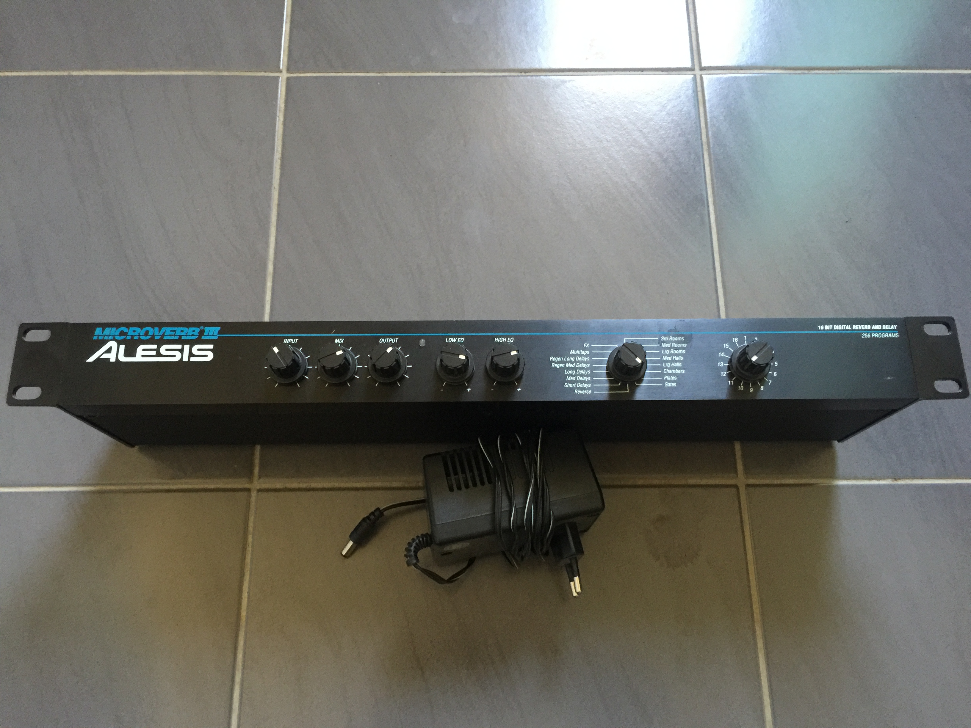 MicroVerb 3 Alesis MicroVerb 3 Audiofanzine