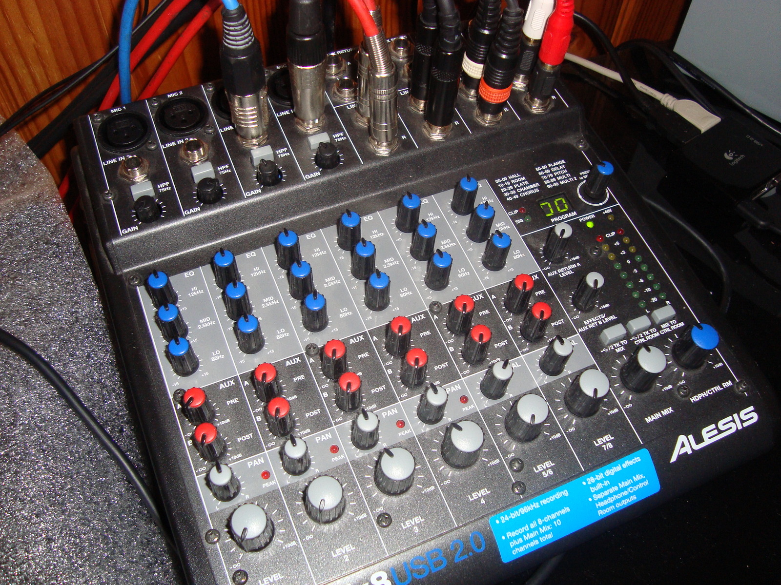 Photo Alesis MultiMix 8 USB 2.0 : Alesis MultiMix 8 USB 2.0 (36718