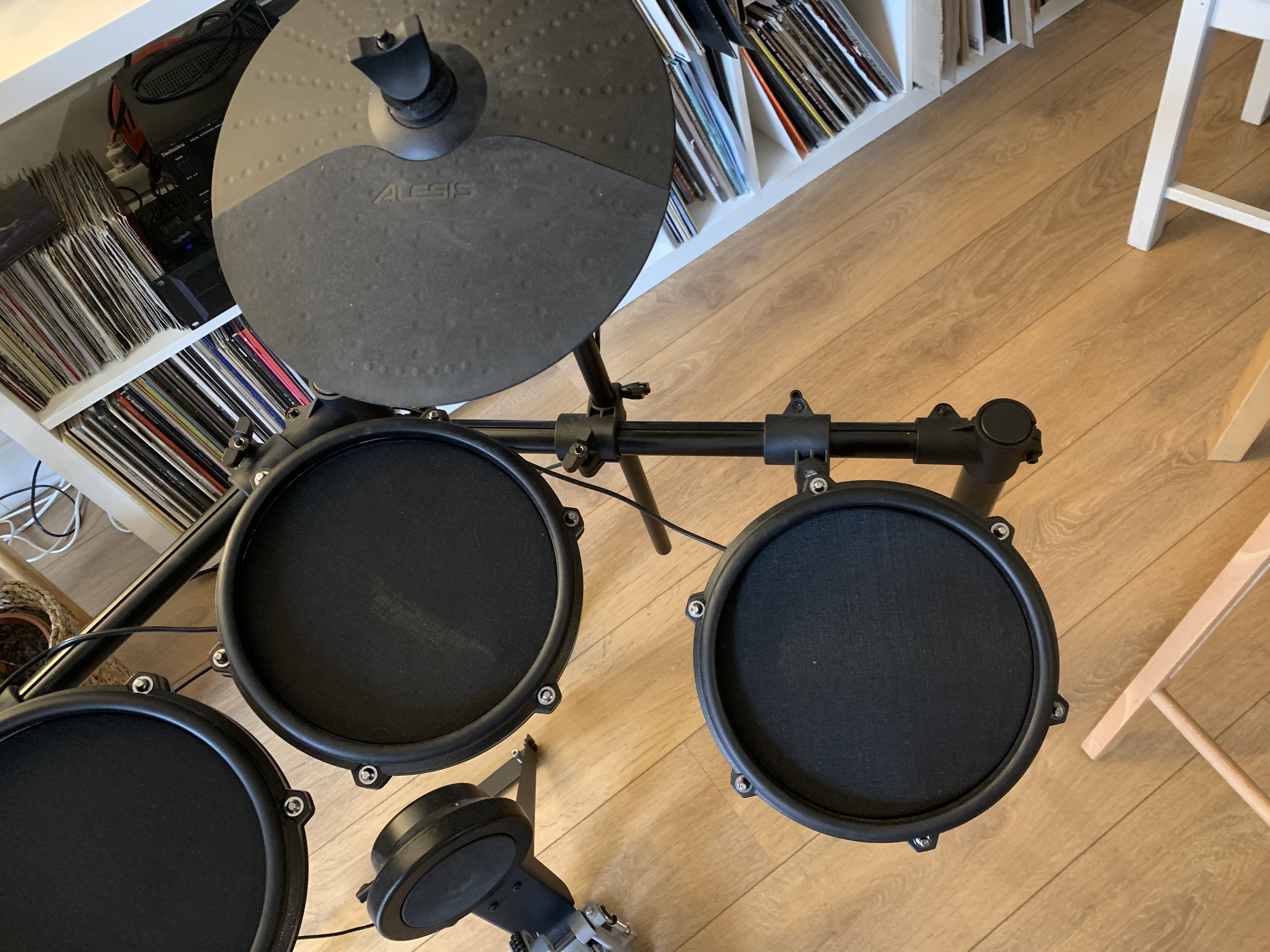 Nitro Mesh Kit Alesis Nitro Mesh Kit Audiofanzine