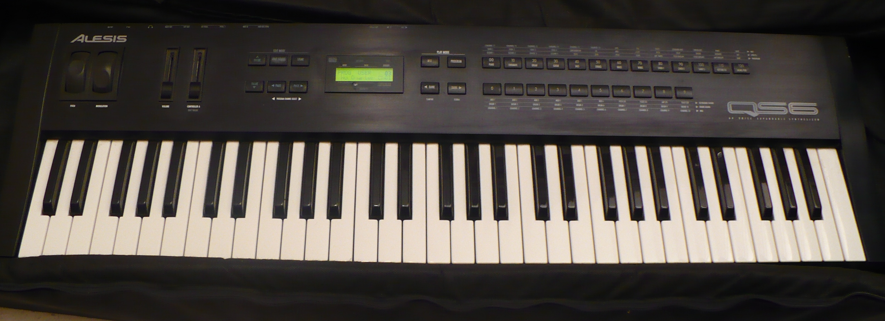 QS6 Alesis QS6 Audiofanzine