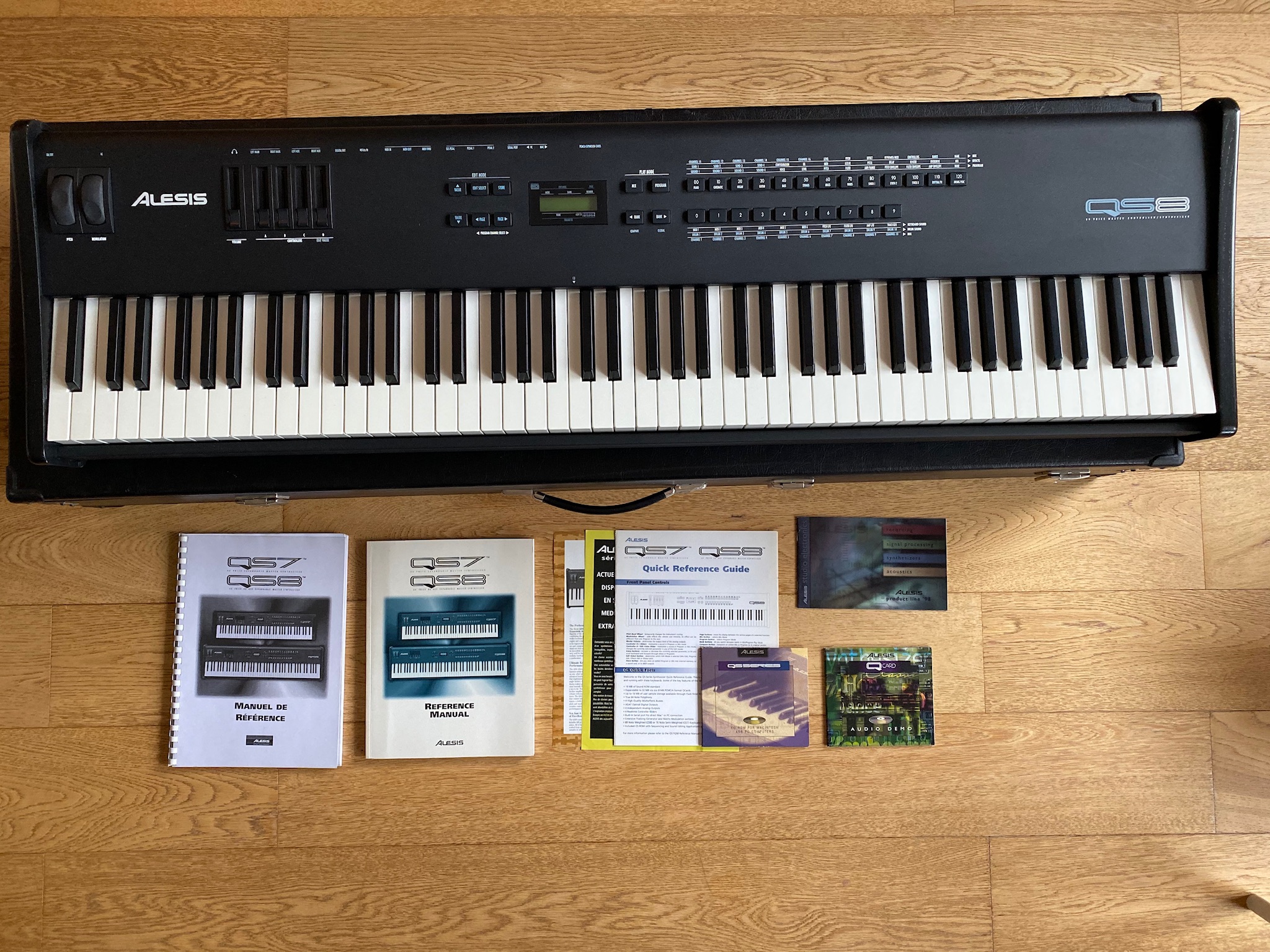 Alesis QS8 avec flightcase et docs (RhôneAlpes) Audiofanzine