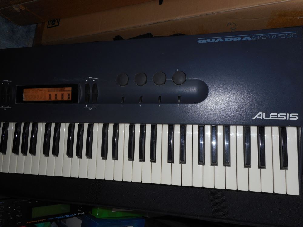 QuadraSynth Alesis QuadraSynth Audiofanzine