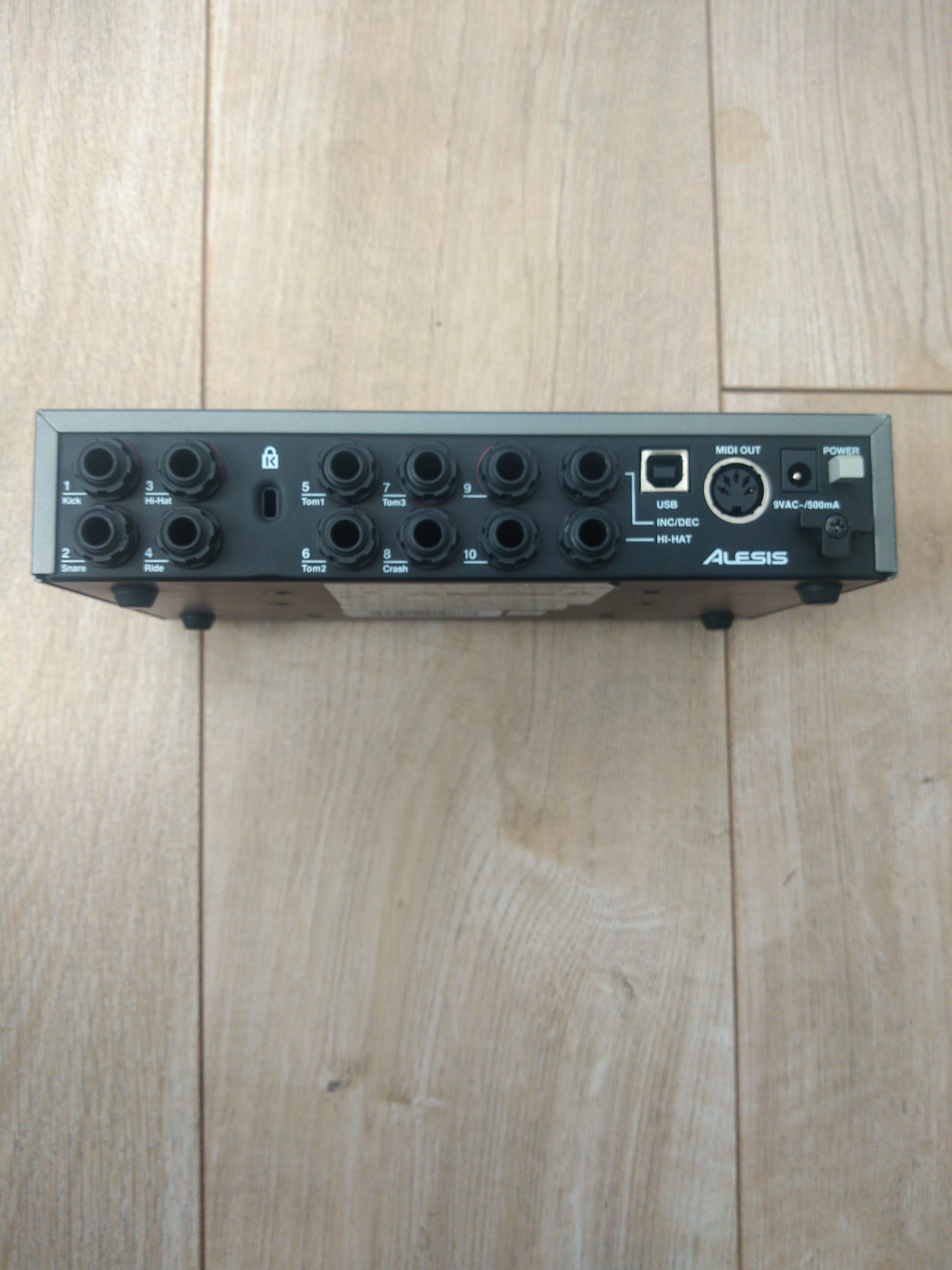Trigger I/O Alesis Trigger I/O Audiofanzine