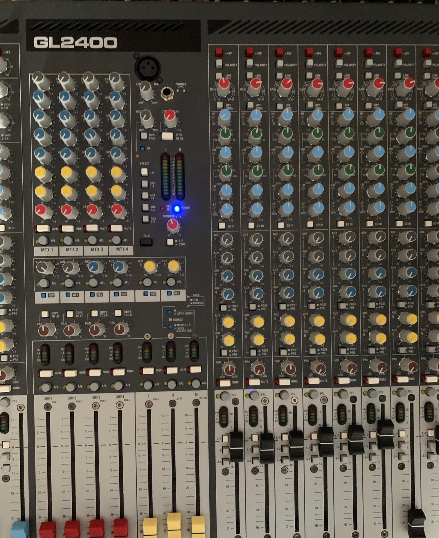 GL240032 Allen & Heath GL240032 Audiofanzine