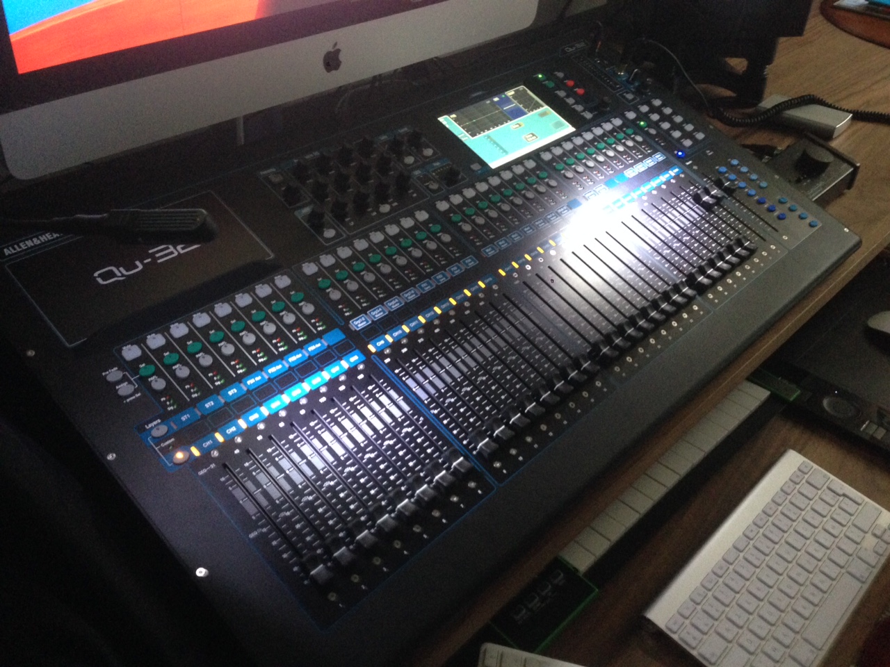 Allen & Heath Qu32 image (1141235) Audiofanzine