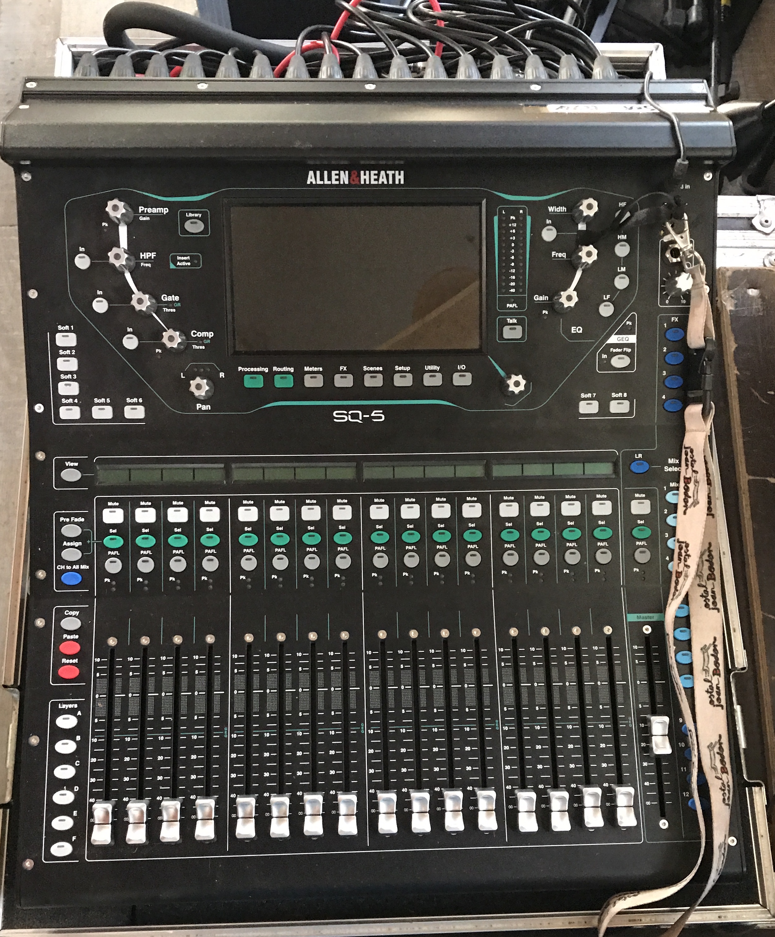 SQ5 Allen & Heath SQ5 Audiofanzine
