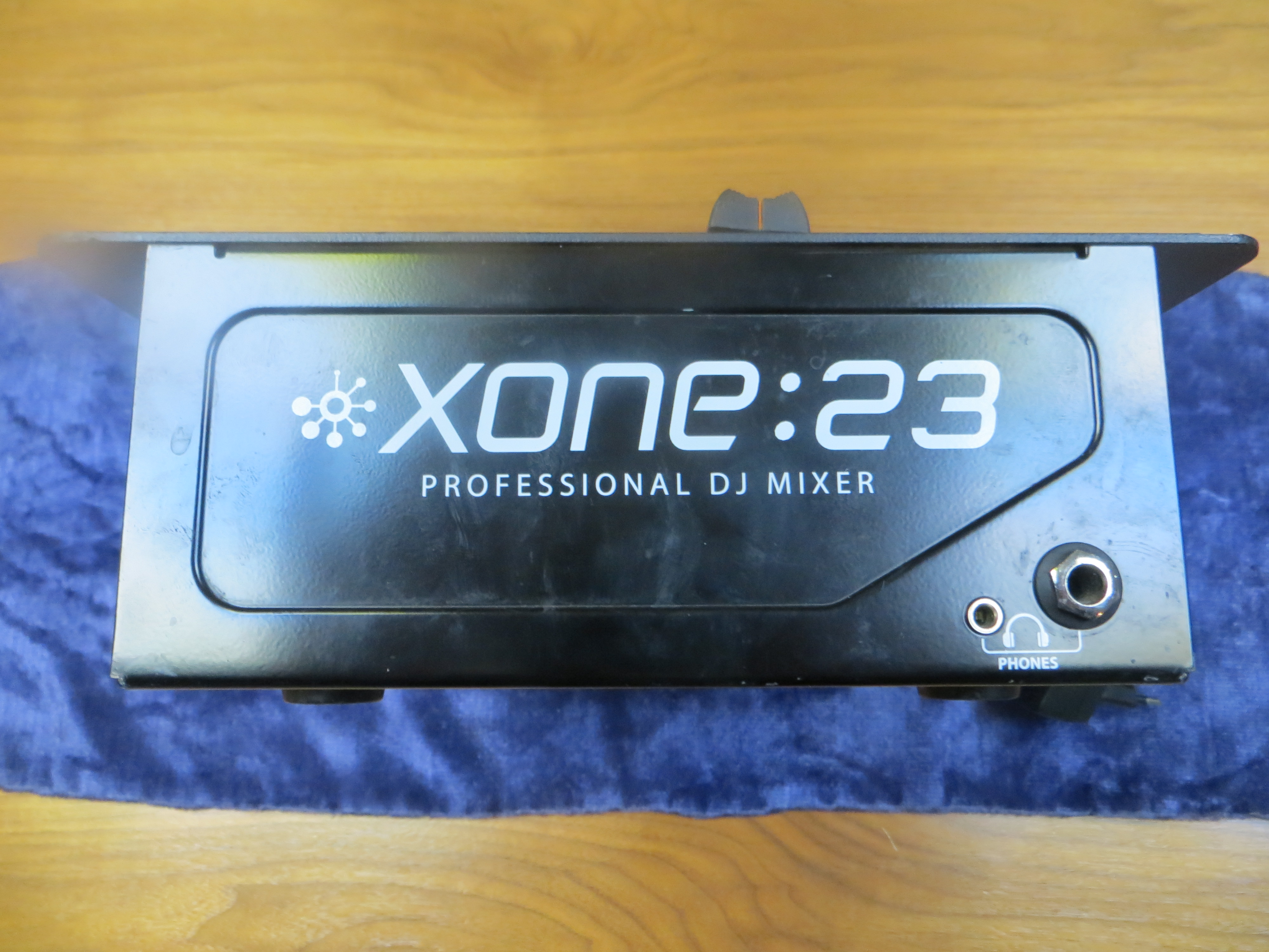 Xone:42 (Old Design) - Allen & Heath Xone:42 (Old Design