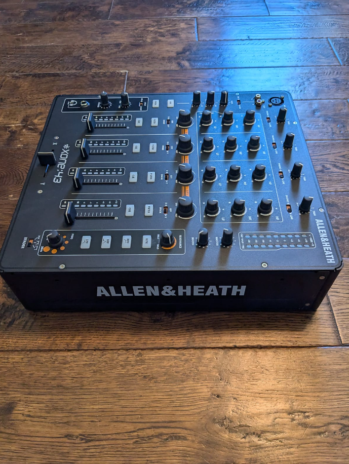 Xone:43 - Allen & Heath Xone:43 - Audiofanzine