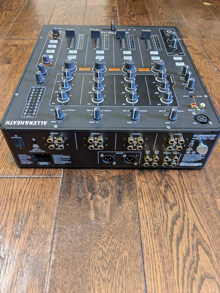 Xone:43 - Allen & Heath Xone:43 - Audiofanzine