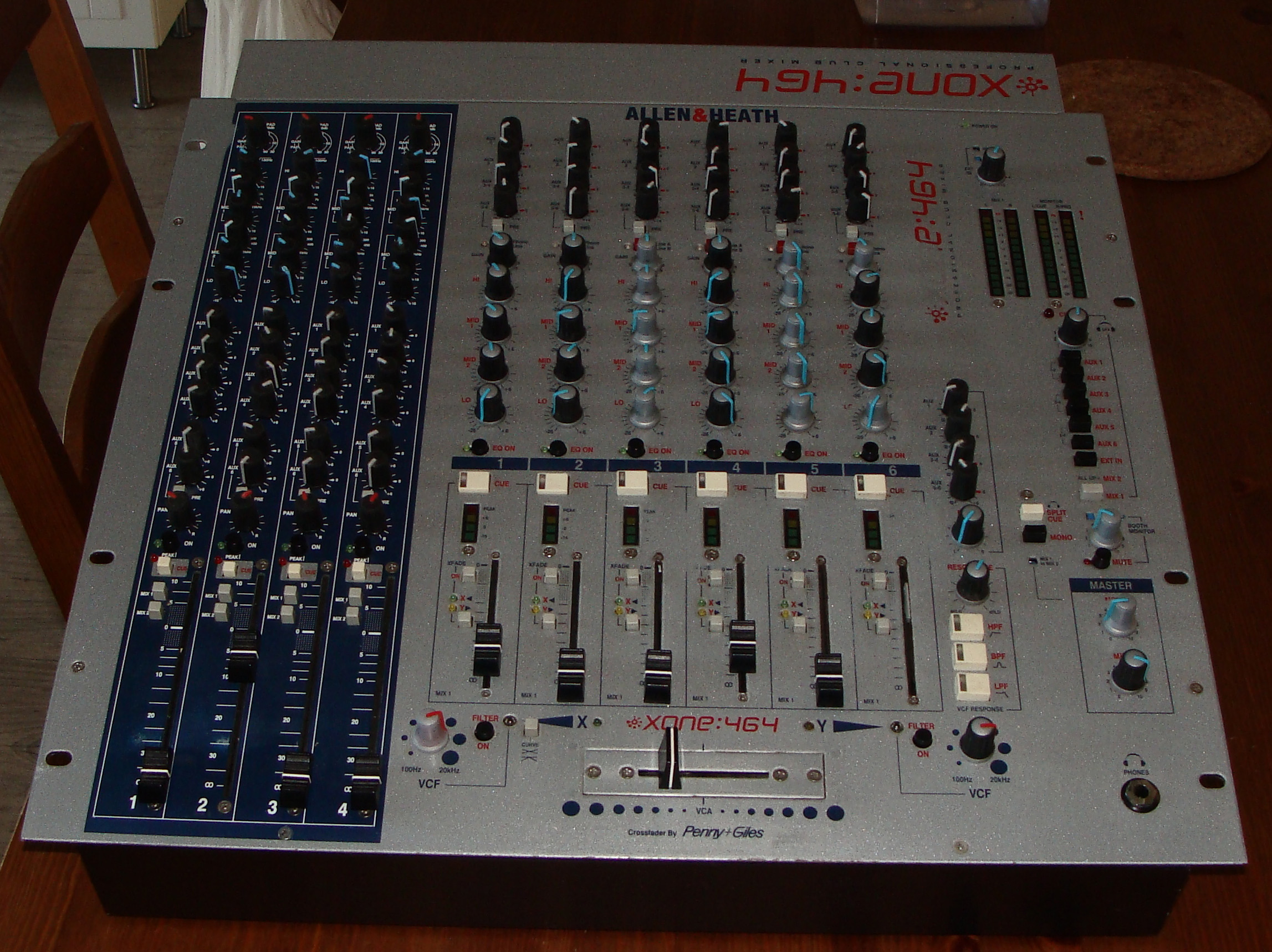 Photo Allen & Heath Xone464 (Old Design) Allen & Heath Xone464 (Old