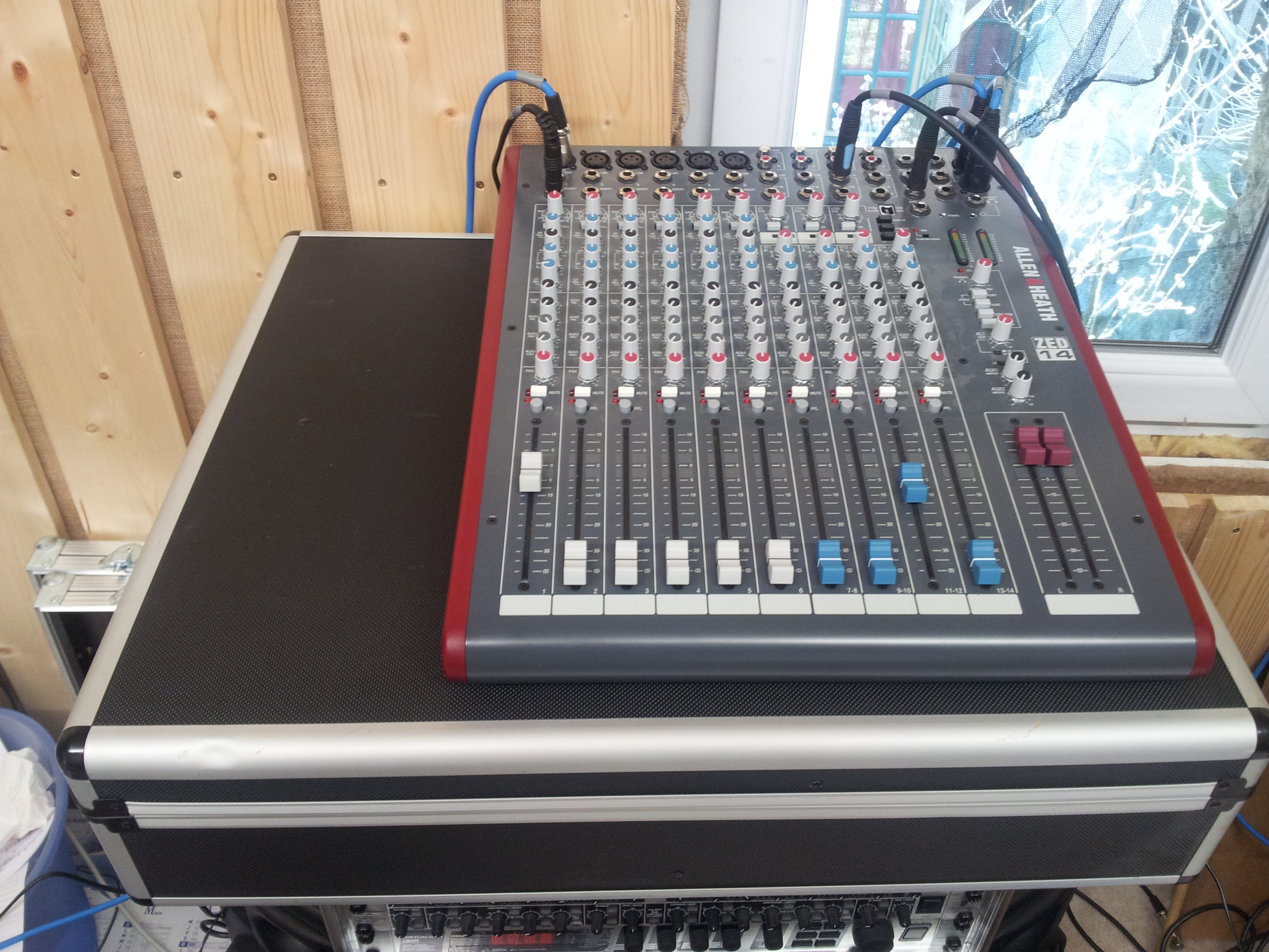 Photo Allen & Heath ZED14 Allen & Heath ZED14 (42763) (574739