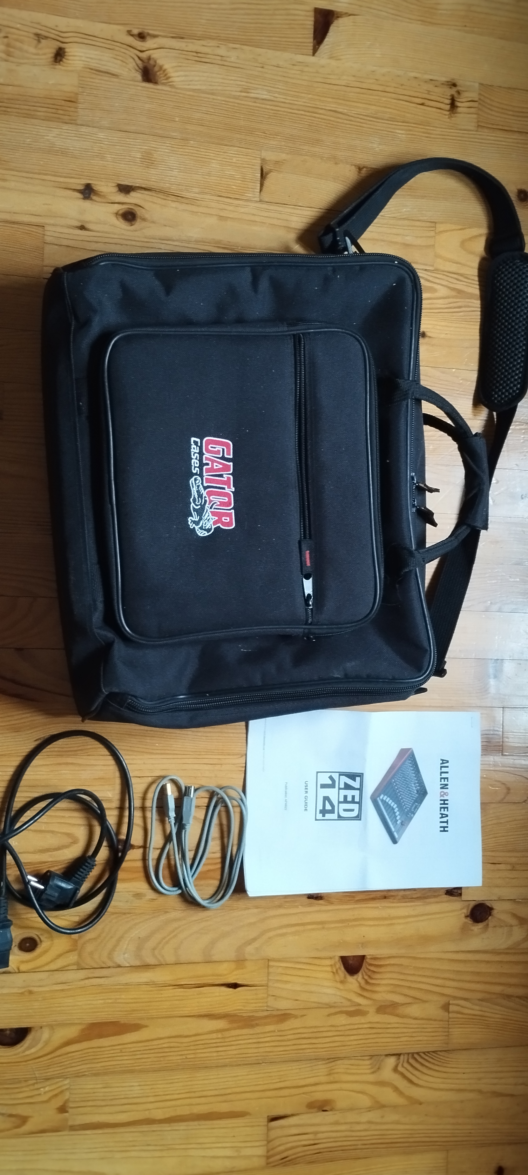 CONSOLE DE MIXAGE ALLEN & HEATH ZED 14 (RhôneAlpes) Audiofanzine