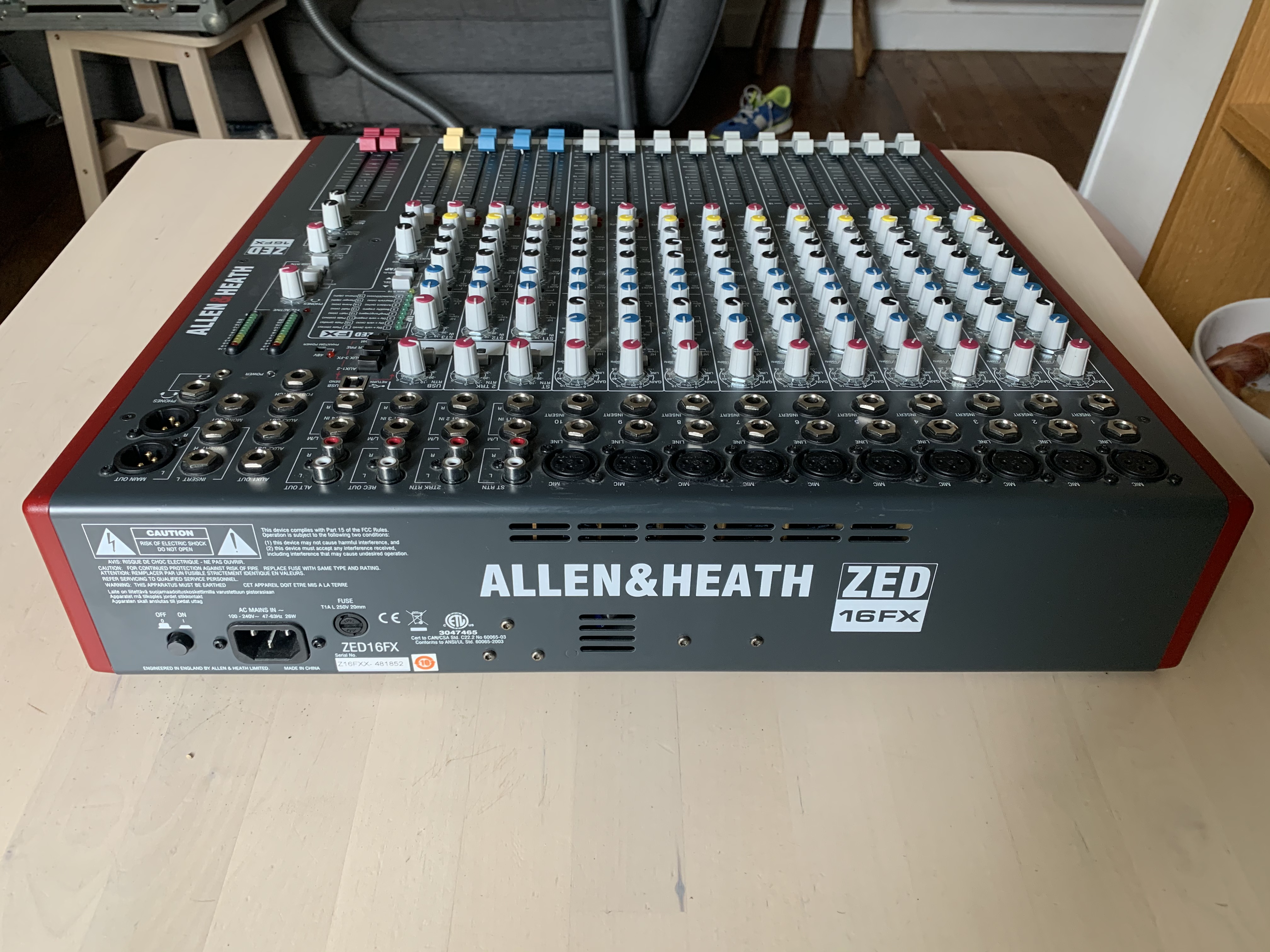 ZED-16FX - Allen & Heath ZED-16FX - Audiofanzine