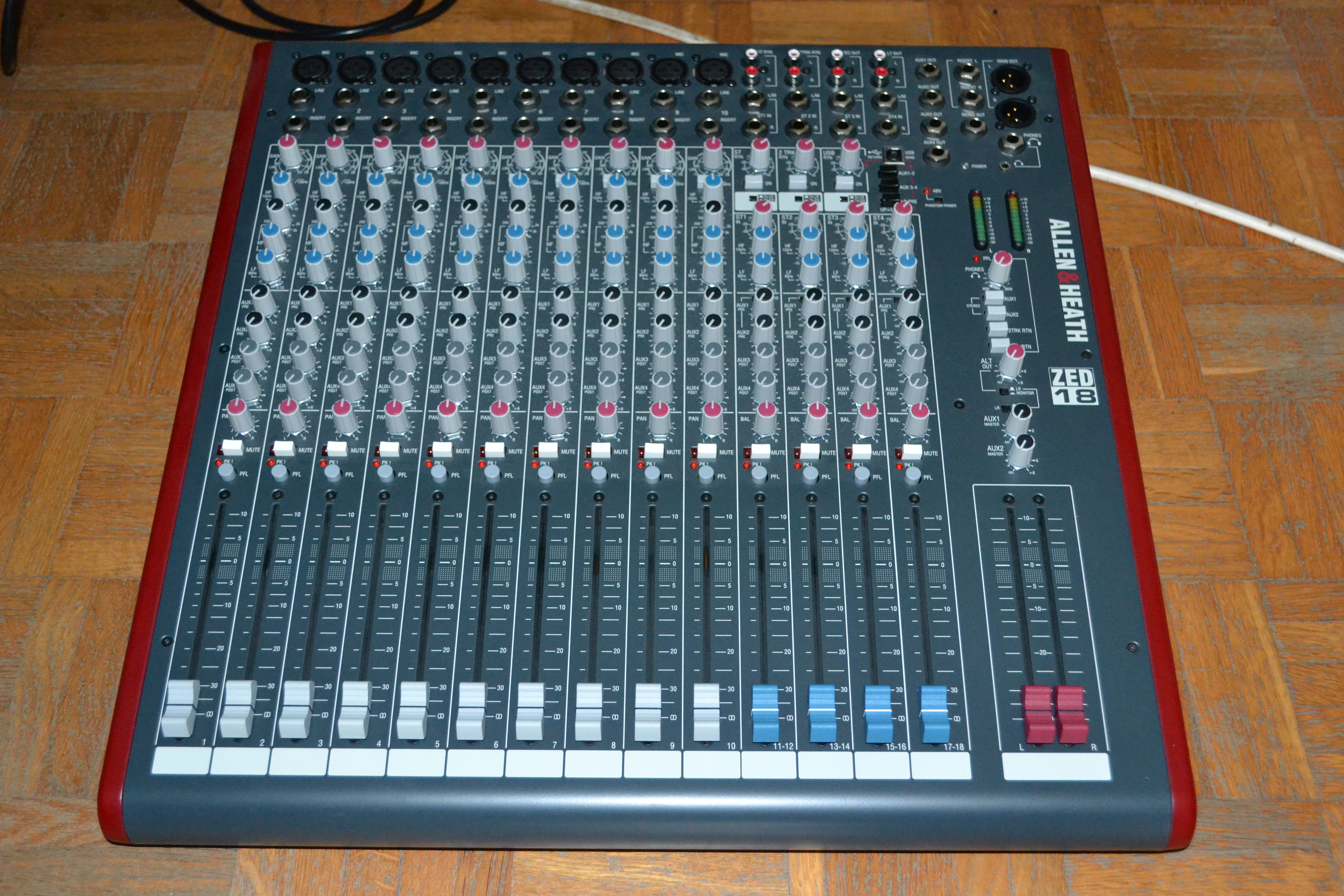 Allen & Heath ZED18 image (1836290) Audiofanzine