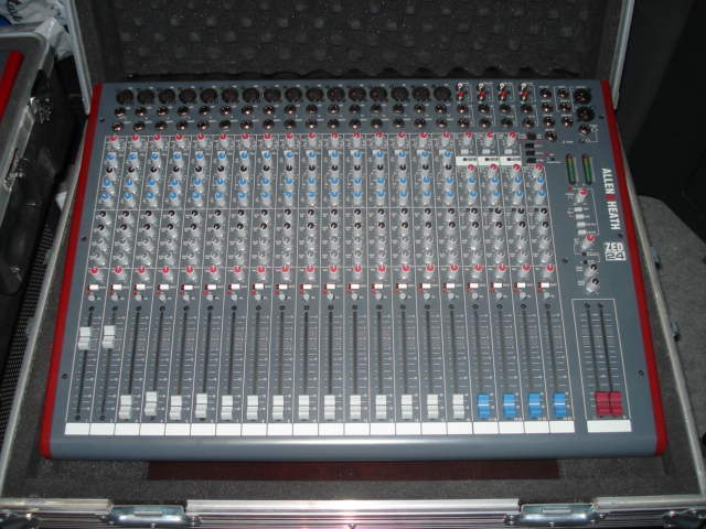 Photo Allen & Heath ZED-24 : Allen & Heath ZED-24 (59221) (#207279