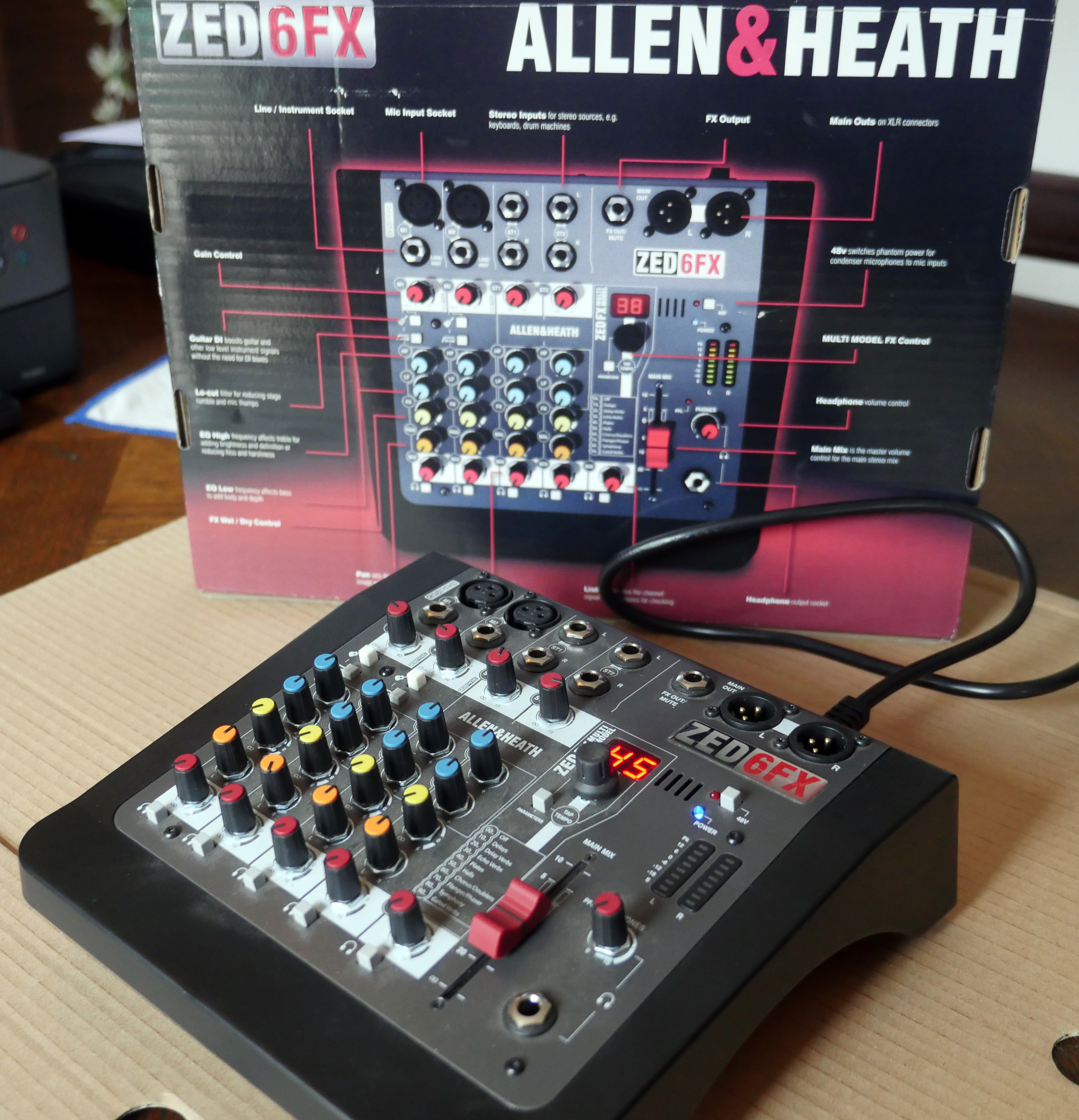 Allen & Heath ZED-6 FX - BimotorDJ