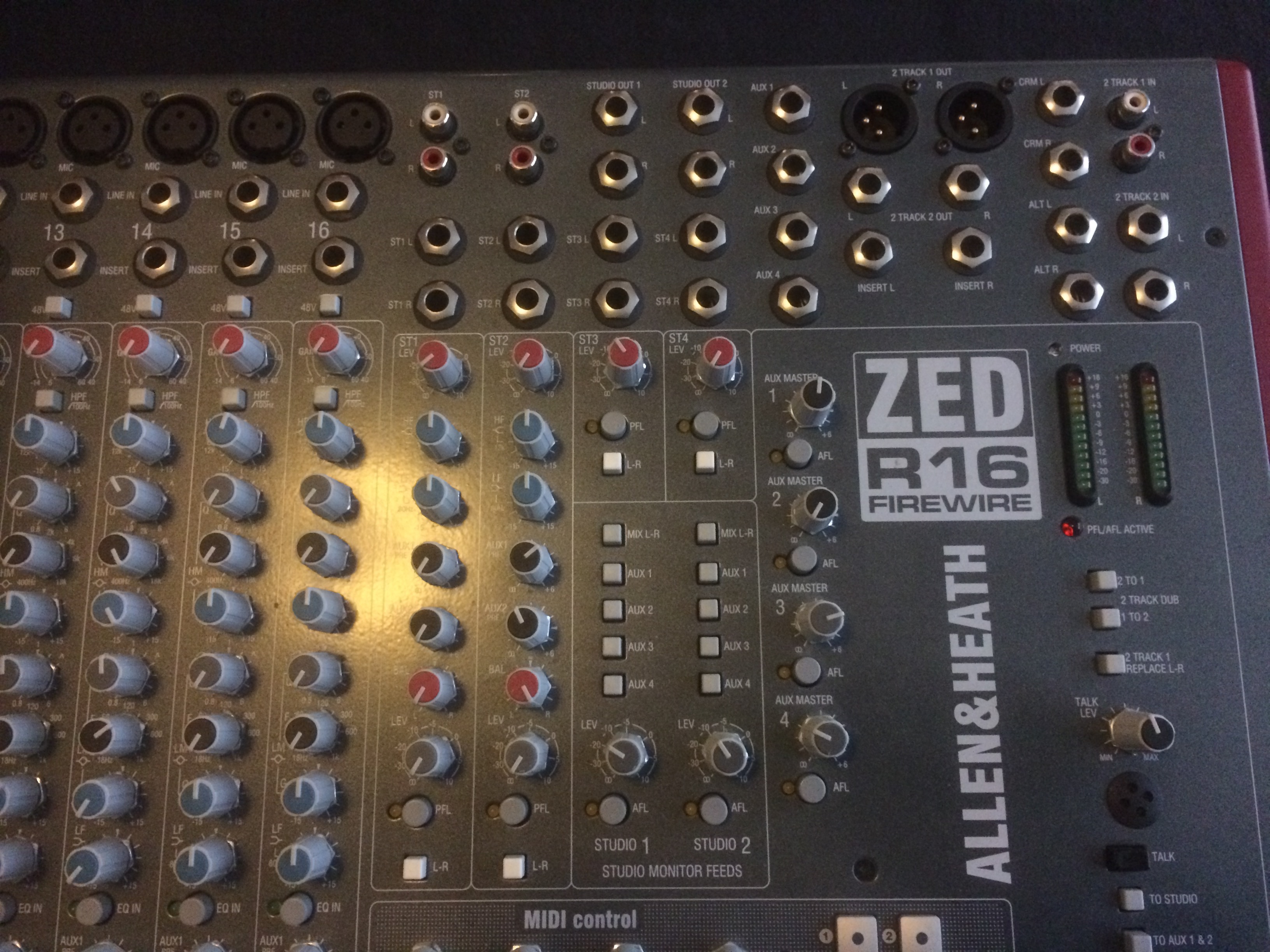 Photo Allen & Heath ZEDR16 Allen & Heath ZEDR16 (42704) (1554011