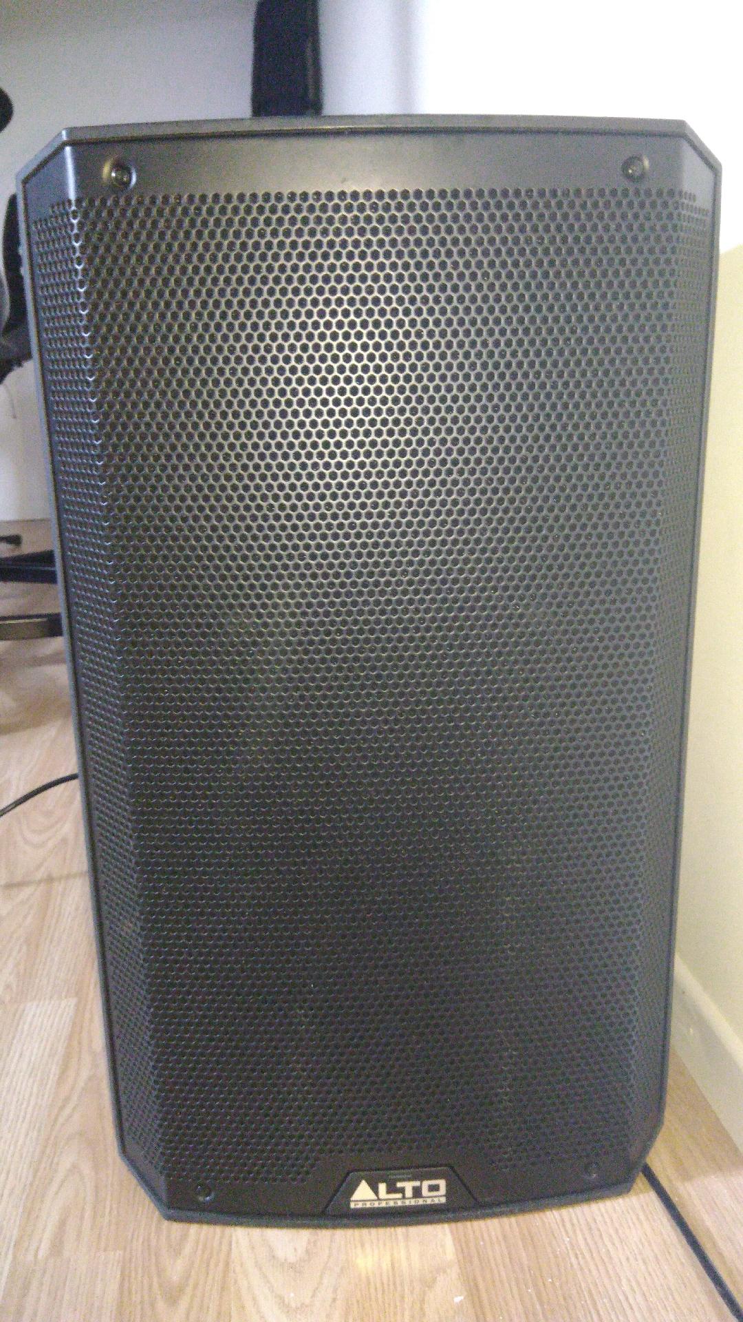 TS212 Alto Professional TS212 Audiofanzine