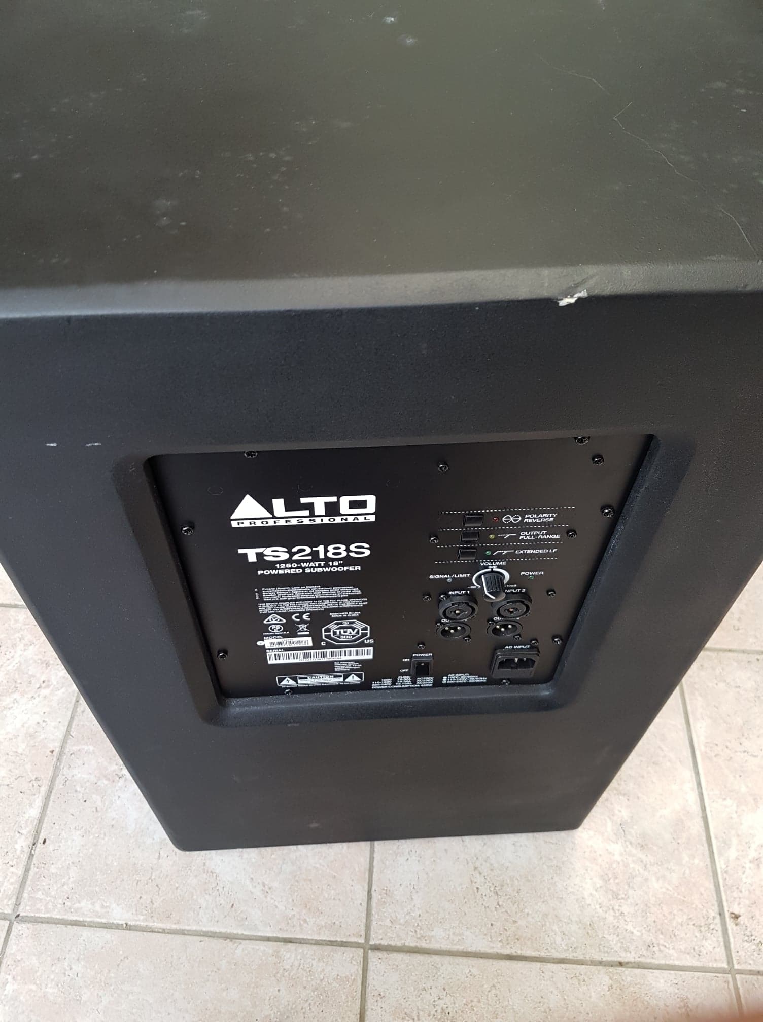 alto truesonic ts218s