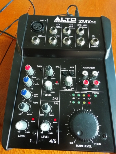 ZMX52 - Alto Professional ZMX52 - Audiofanzine