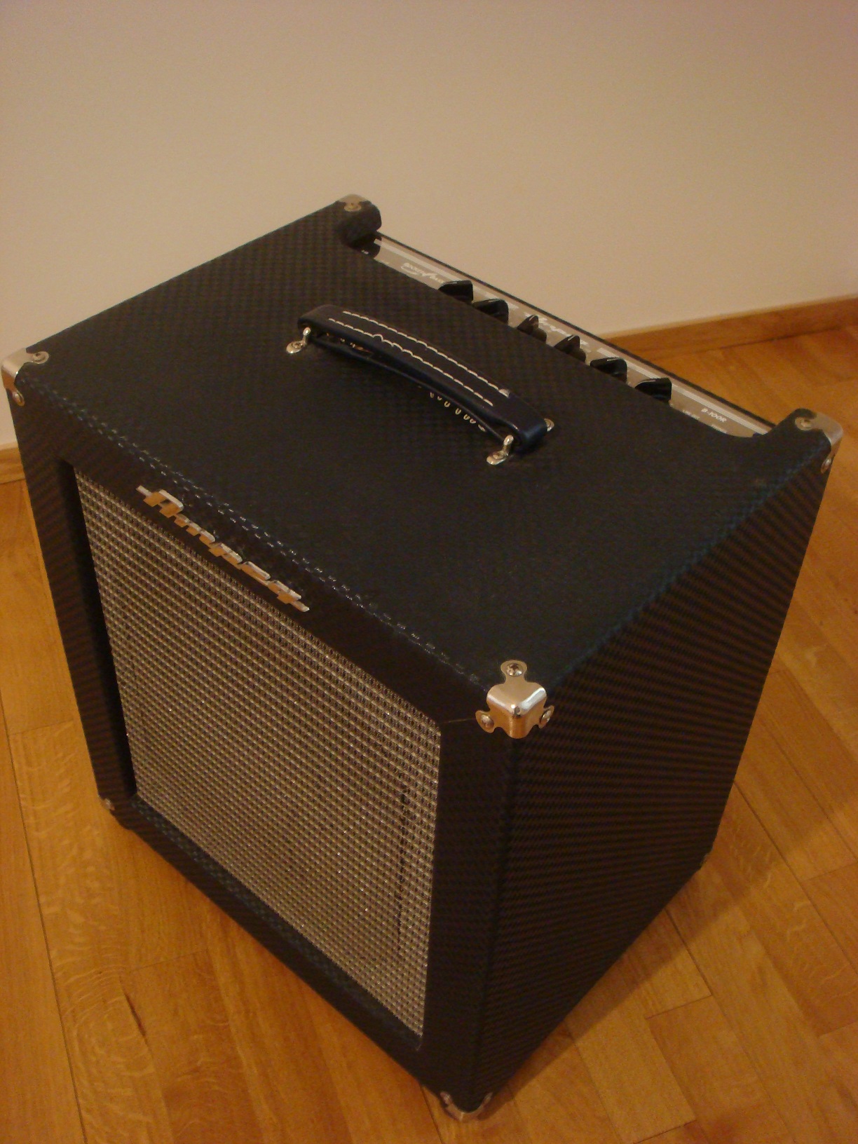 Vends Ampli Basse Ampeg B-100R – Made In USA (Alsace) - Audiofanzine