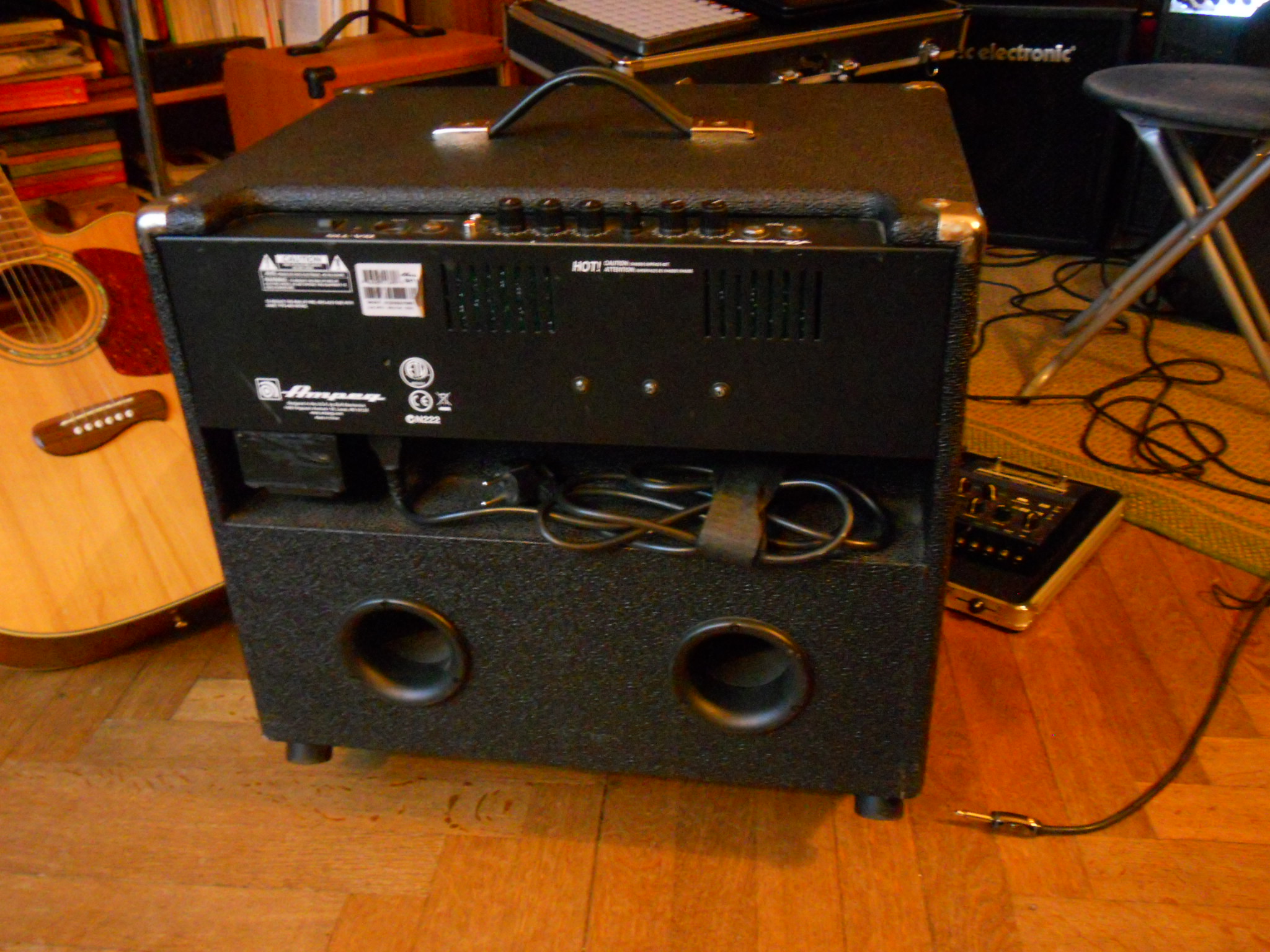 Photo Ampeg BA115 Ampeg BA115 (43371) (1427300) Audiofanzine