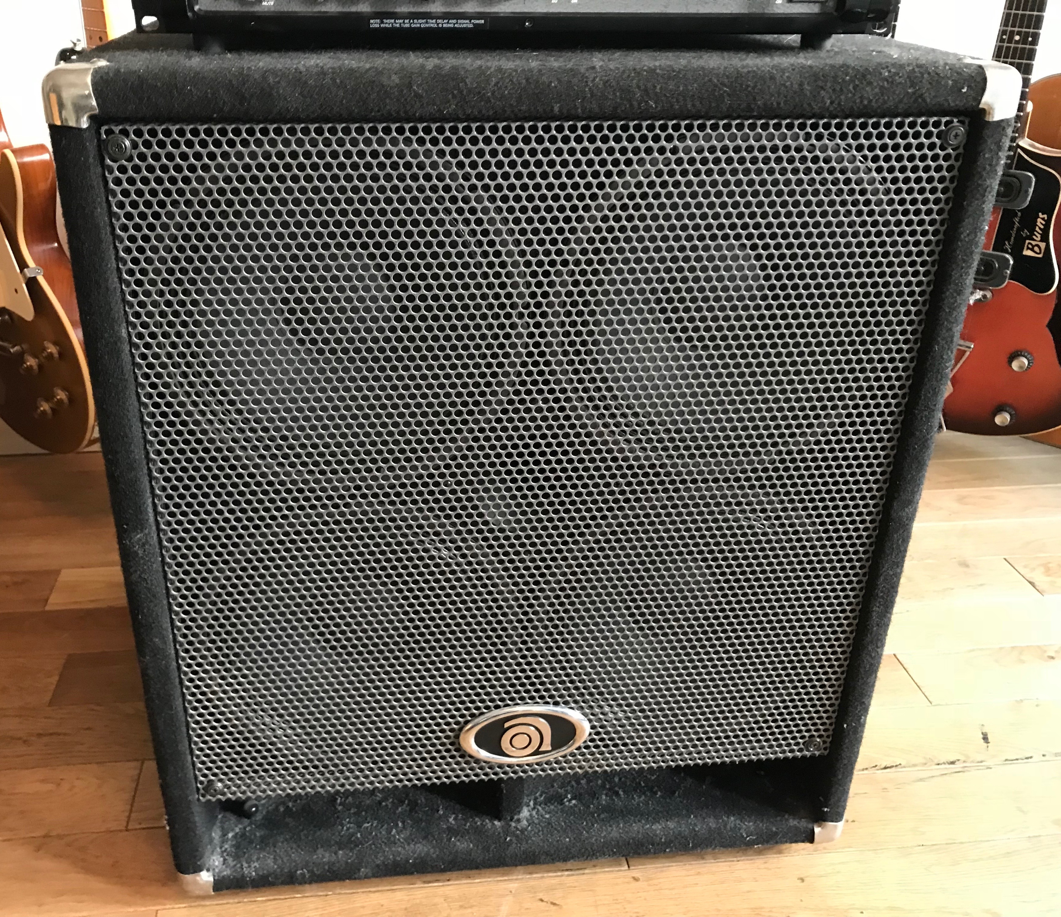 ampeg bse 410