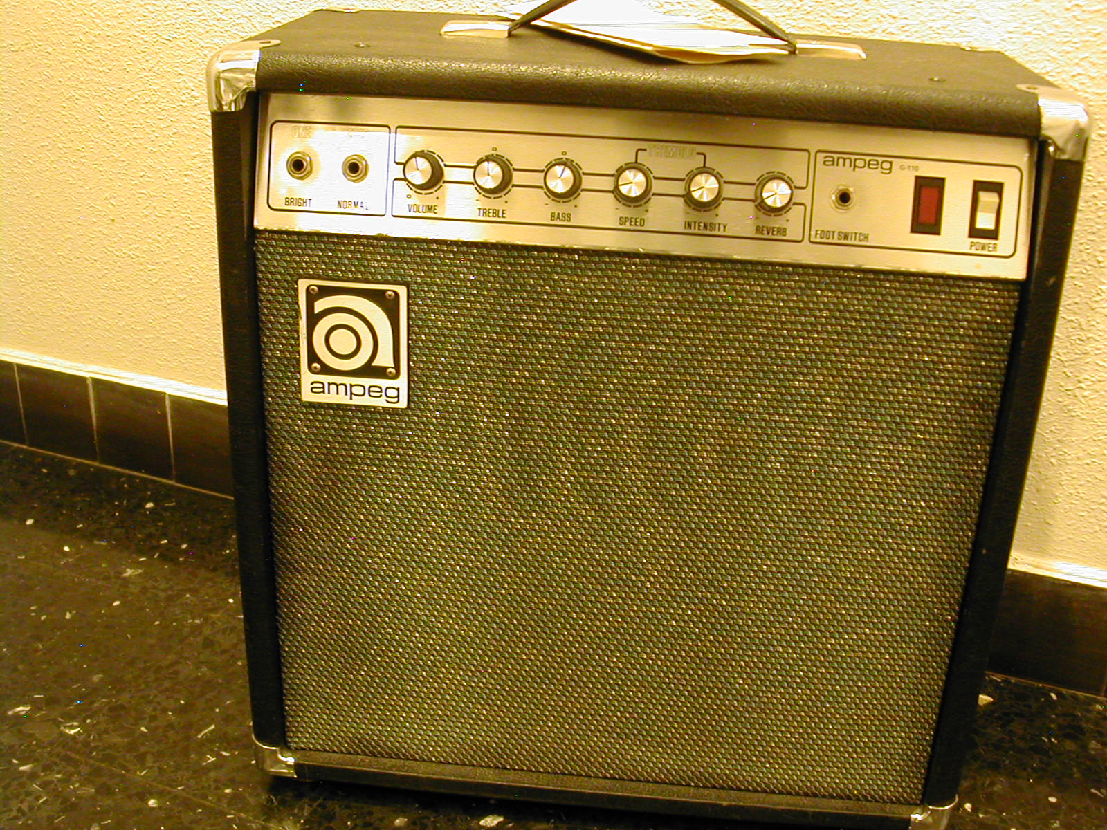 Ampeg G110 image (740233) Audiofanzine