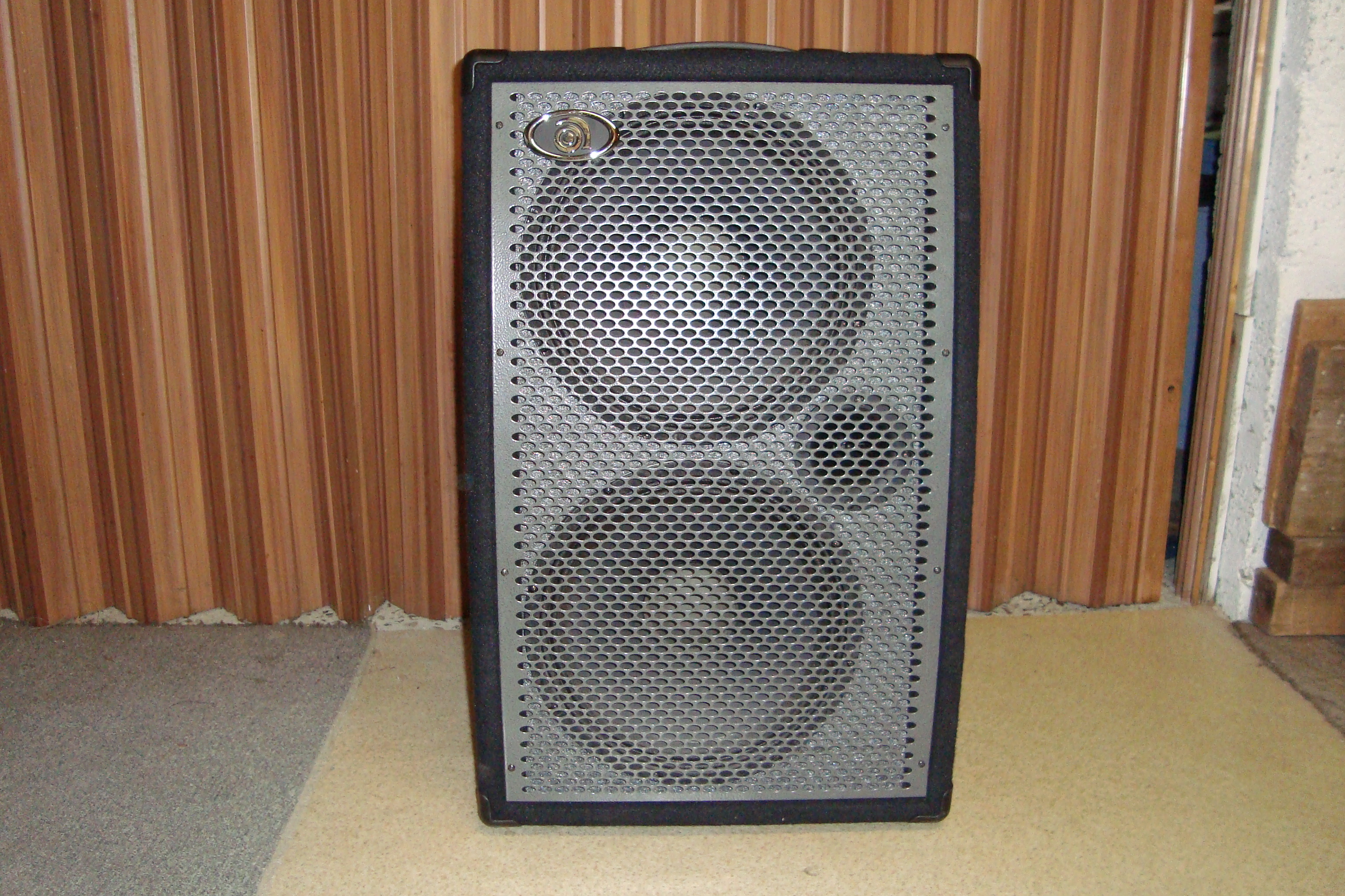 PB212H Ampeg PB212H Audiofanzine