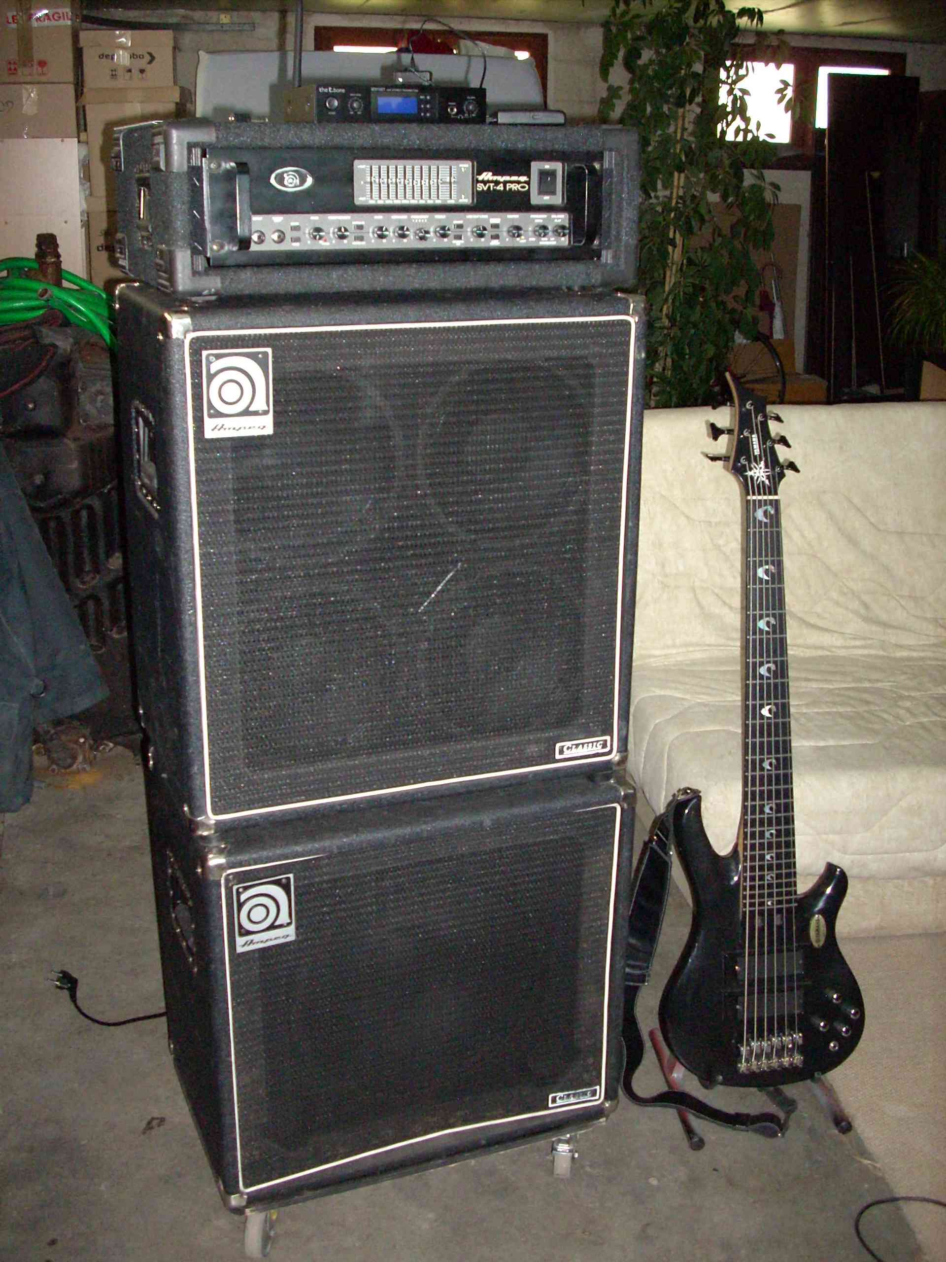 ampeg svt115e