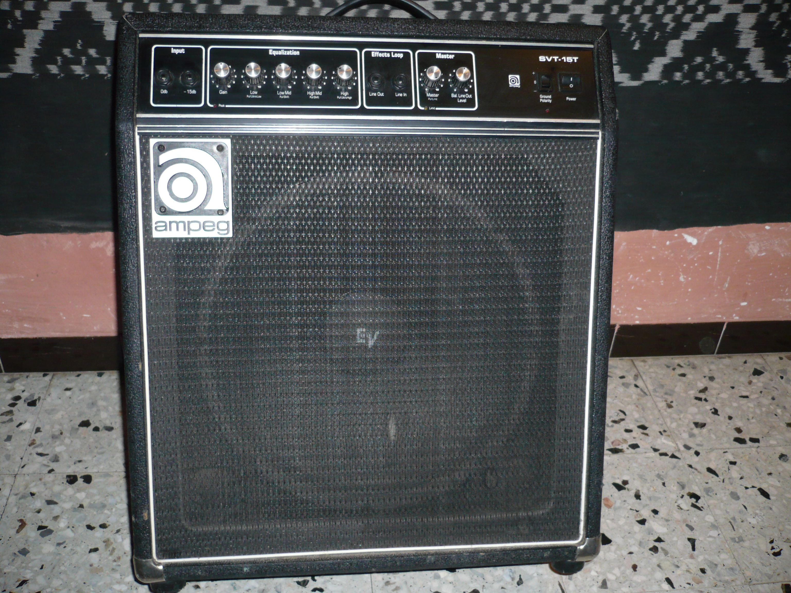 Ampeg svt 15t