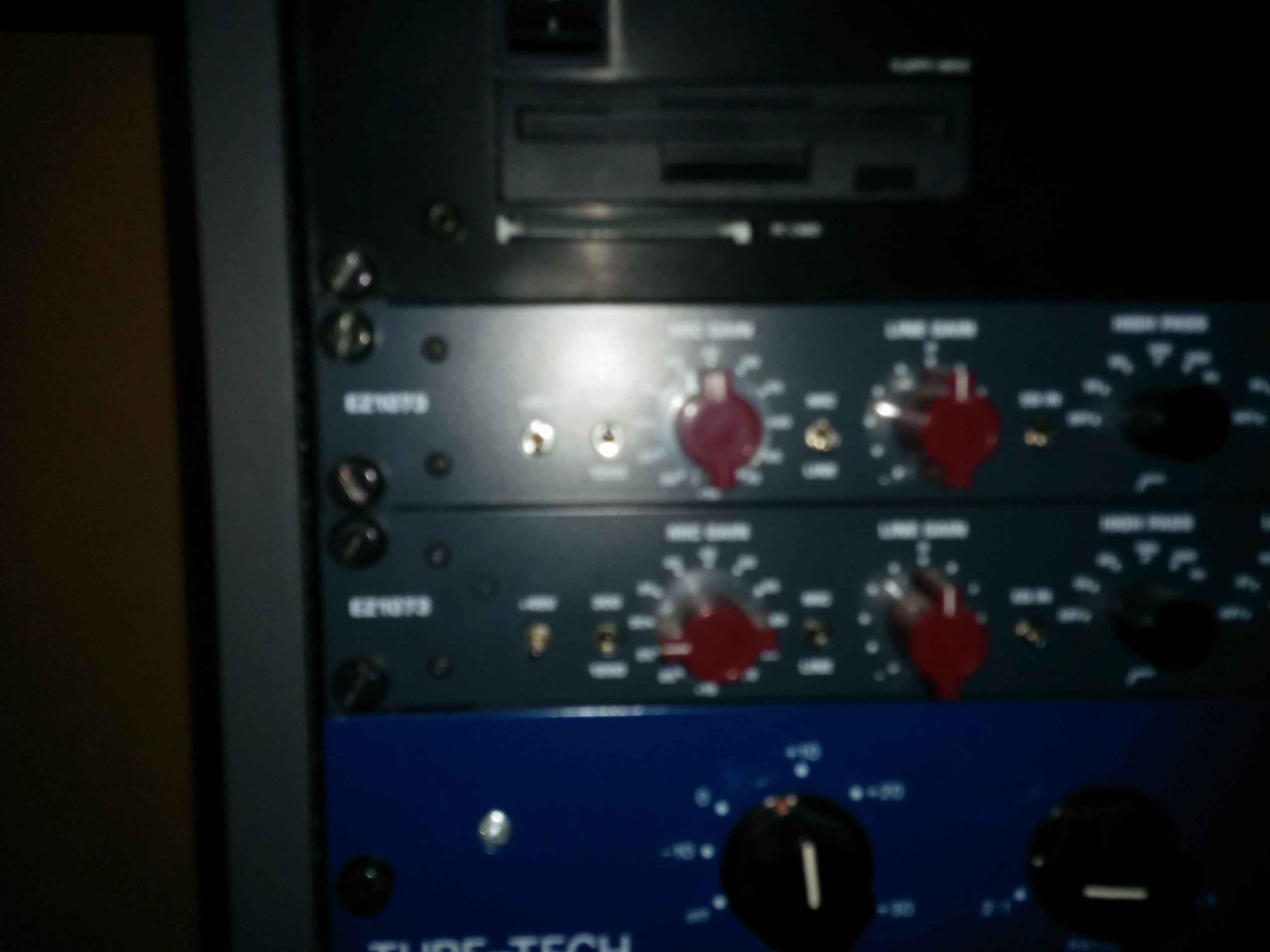 1073 DPD - AMS-Neve 1073 DPD - Audiofanzine