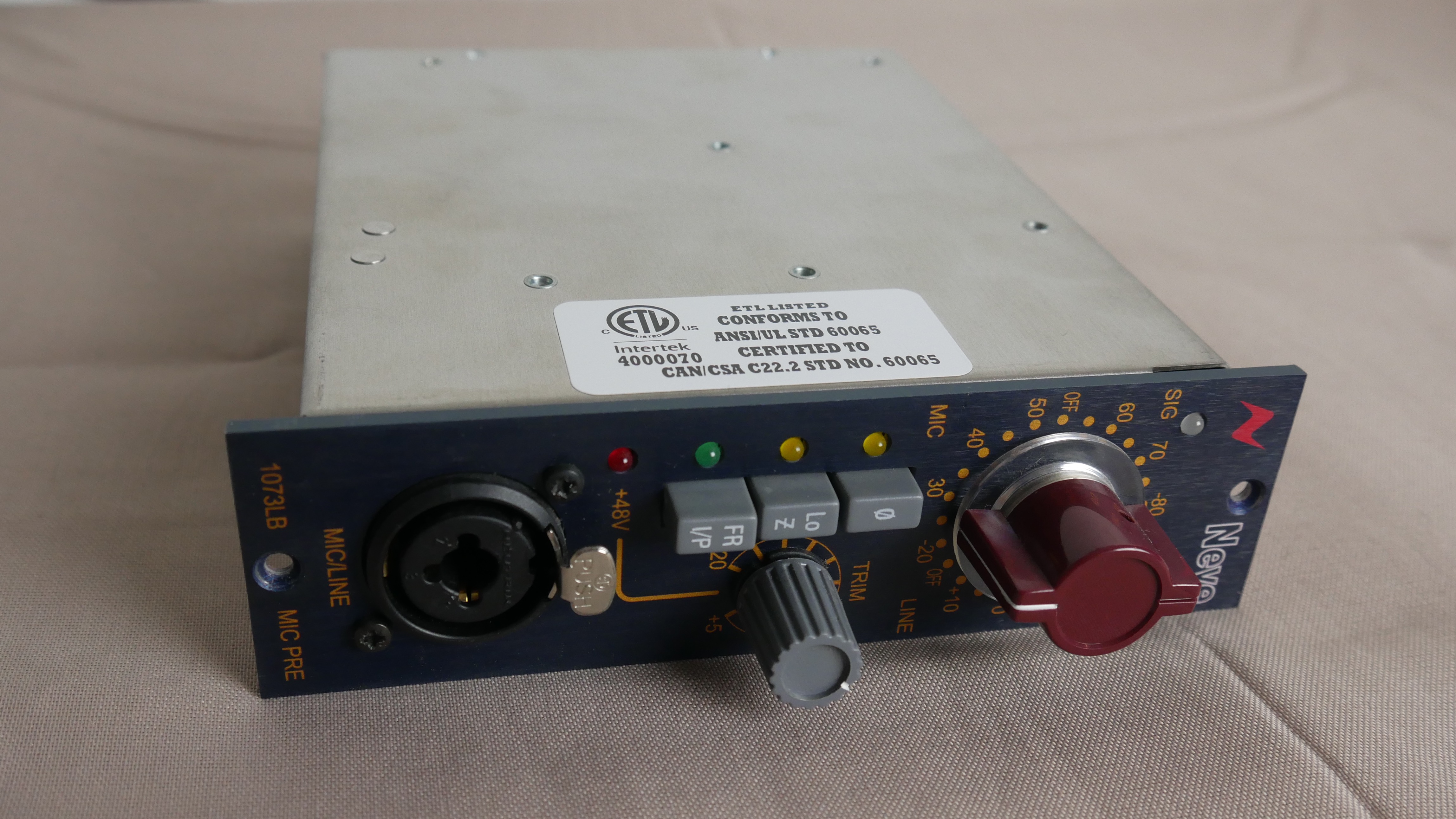 1073LB Mono Mic Preamp module AMS-Neve - Audiofanzine