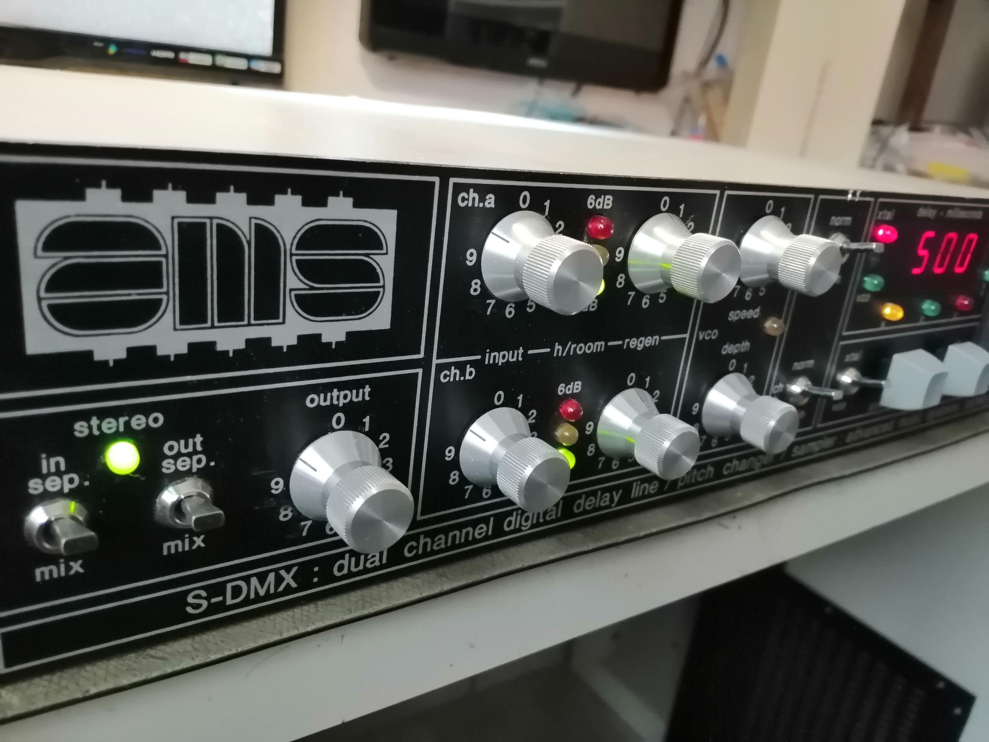 DMX 1580 S AMSNeve DMX 1580 S Audiofanzine